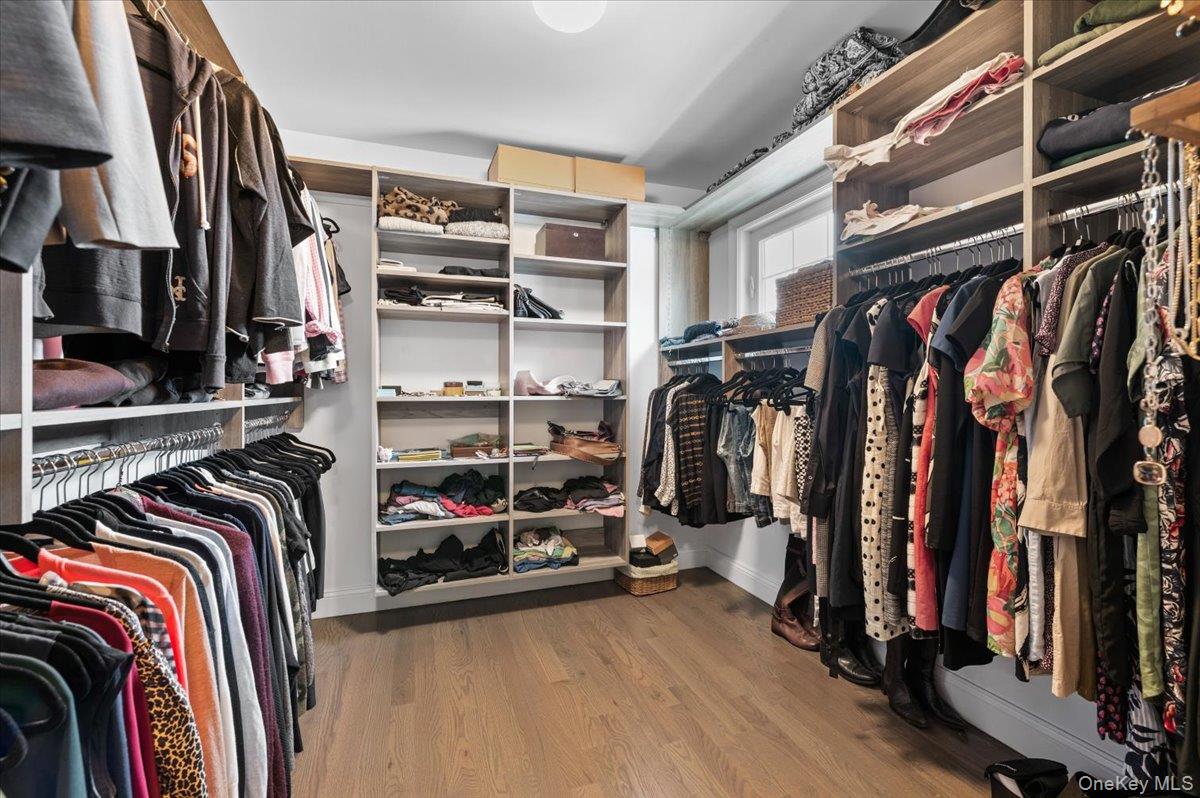 #20 photo, 42 Meadowbrook Road, নাসাউ কাউন্টি Syosset , NY 11791