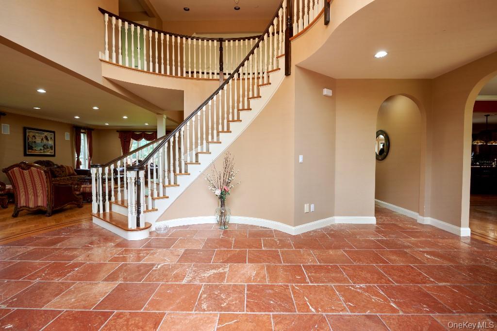 #8 photo, 637 S Mountain Road, New City , NY 10956