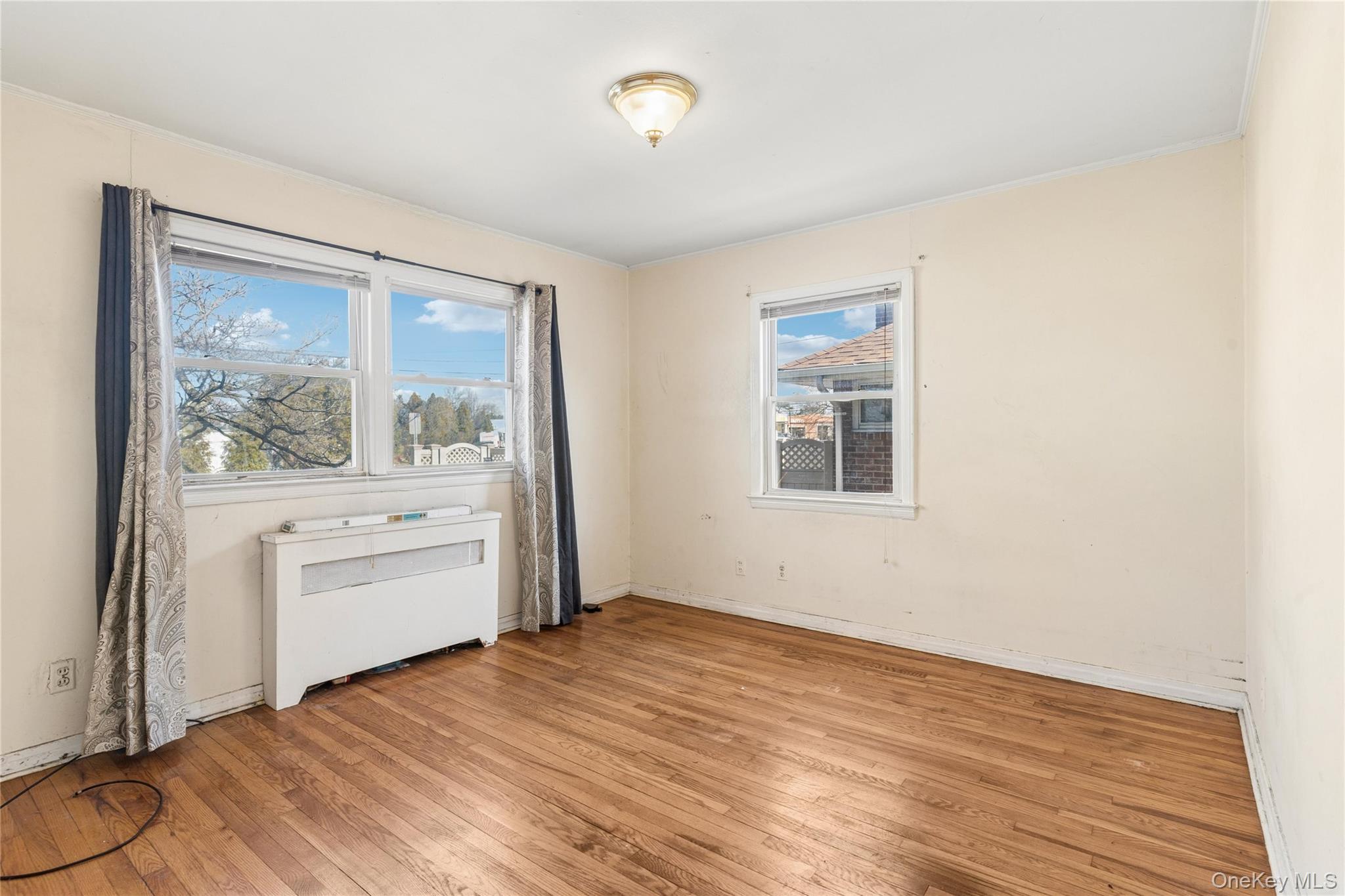 #11 photo, 2036 Front Street, East Meadow , NY 11554