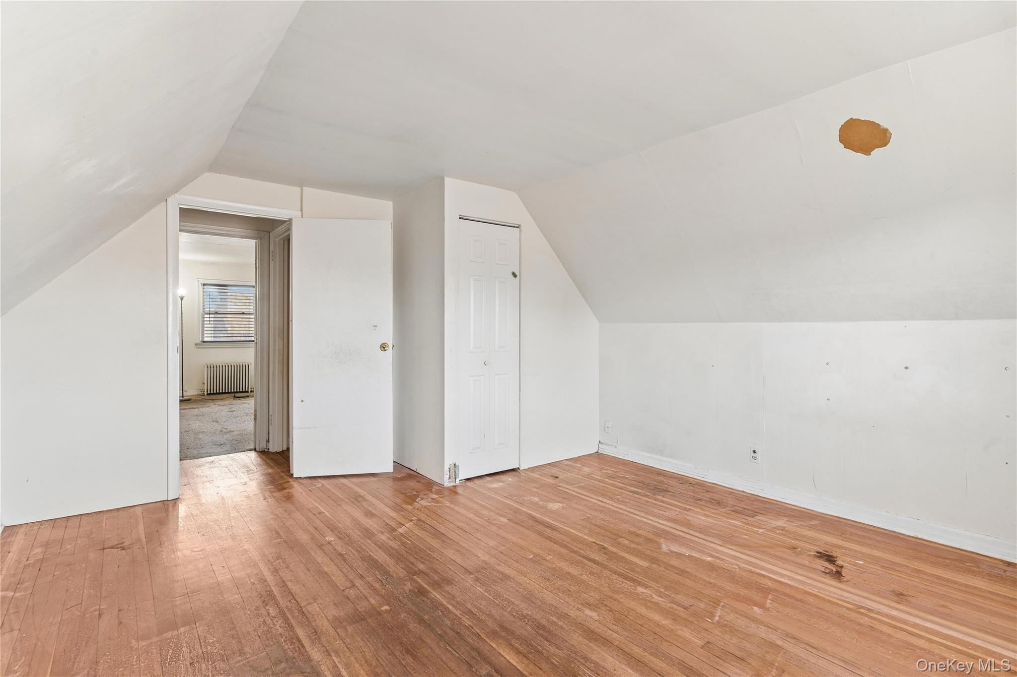 #18 photo, 2036 Front Street, East Meadow , NY 11554