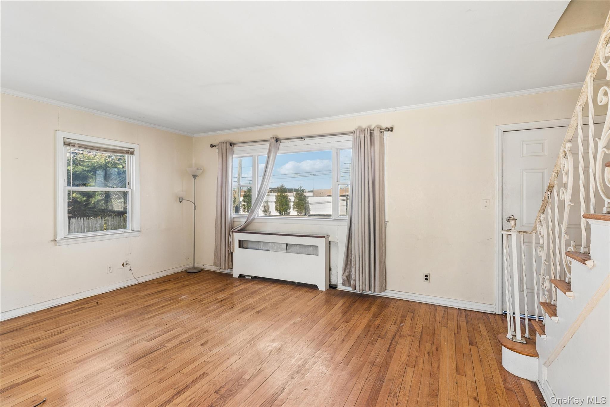 #4 photo, 2036 Front Street, East Meadow , NY 11554