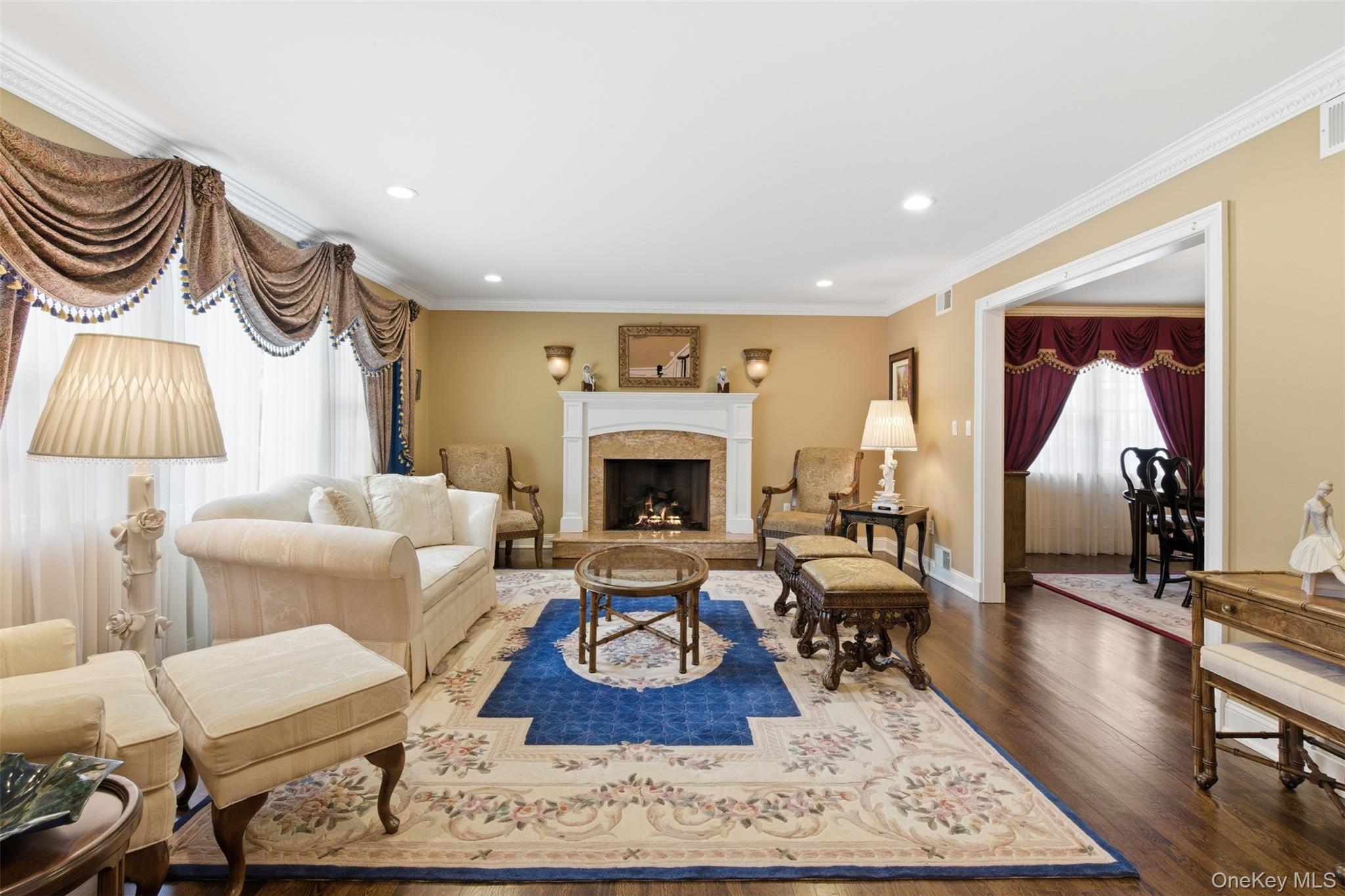 #11 photo, 2 Knoll Lane, Glen Head , NY 11545