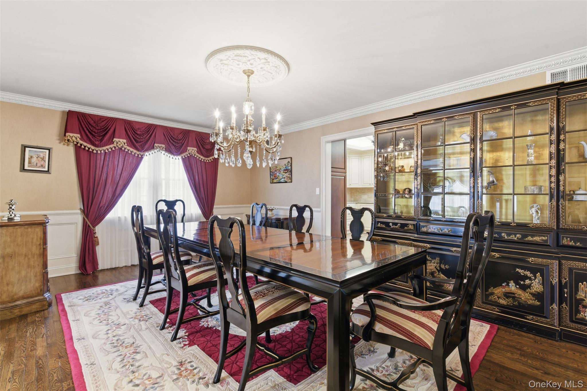 #14 photo, 2 Knoll Lane, Glen Head , NY 11545