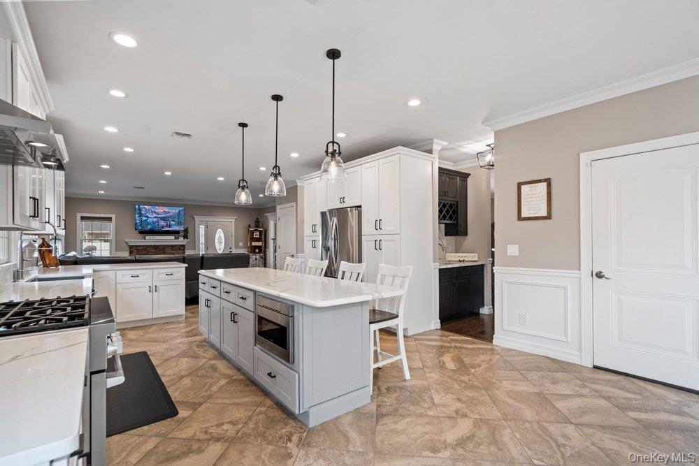 #13 photo, 157 Walnut Street, Massapequa Park , NY 11762