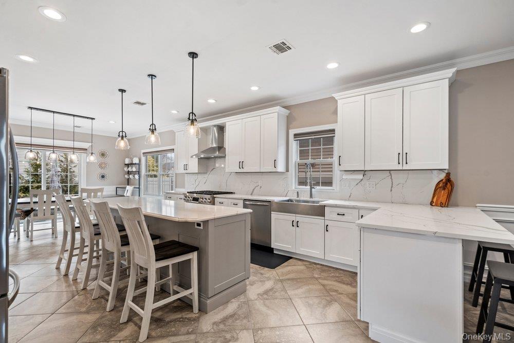 #16 photo, 157 Walnut Street, Massapequa Park , NY 11762