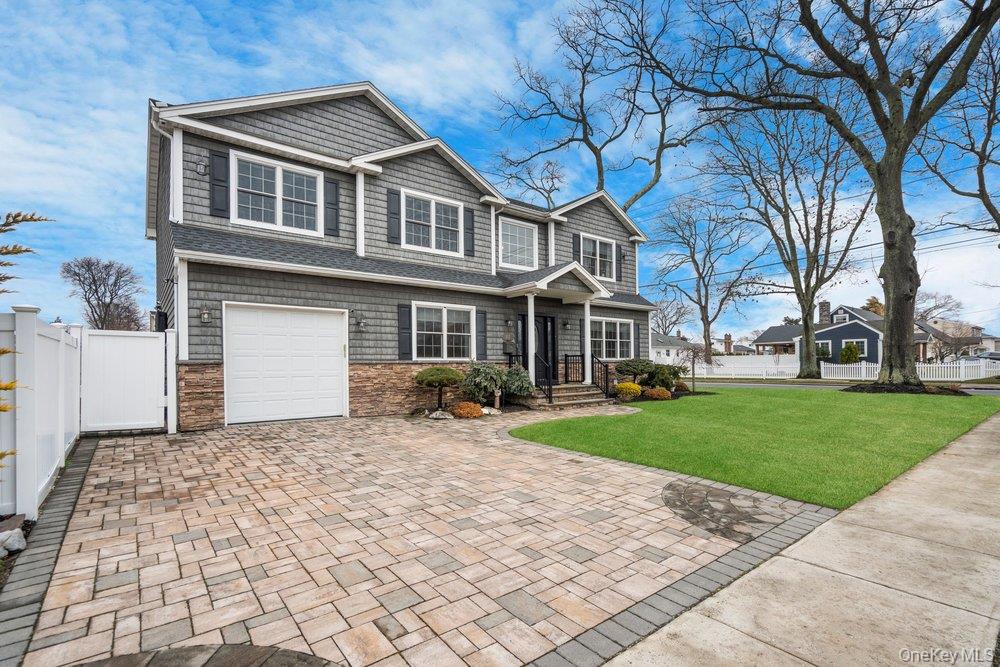 #2 photo, 157 Walnut Street, Massapequa Park , NY 11762