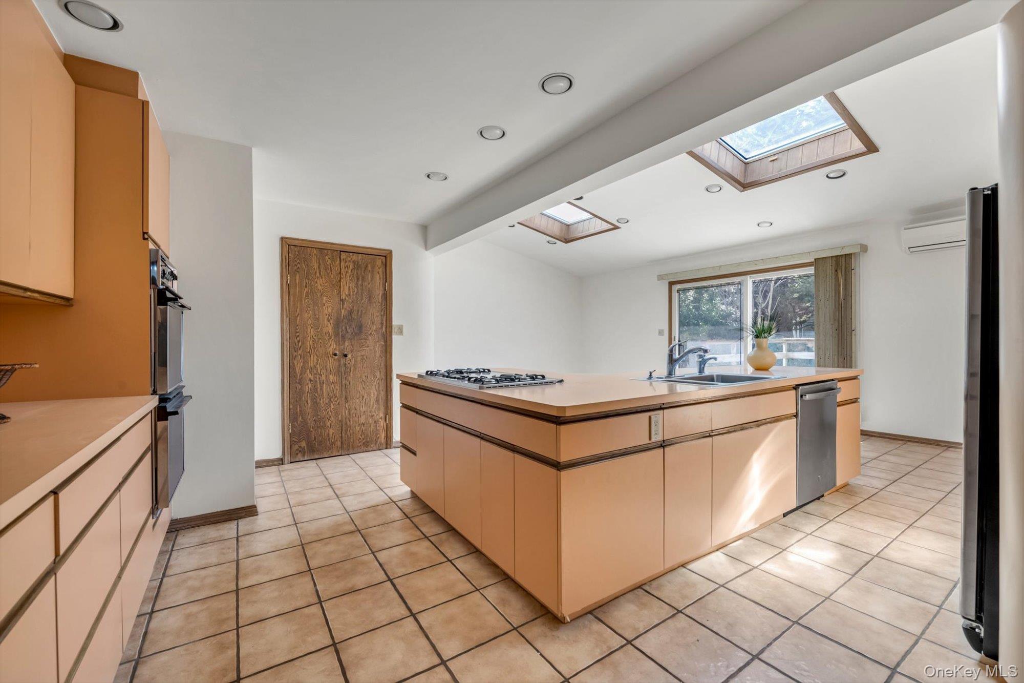 #9 photo, 23 Madison, নাসাউ কাউন্টি Jericho , NY 11753