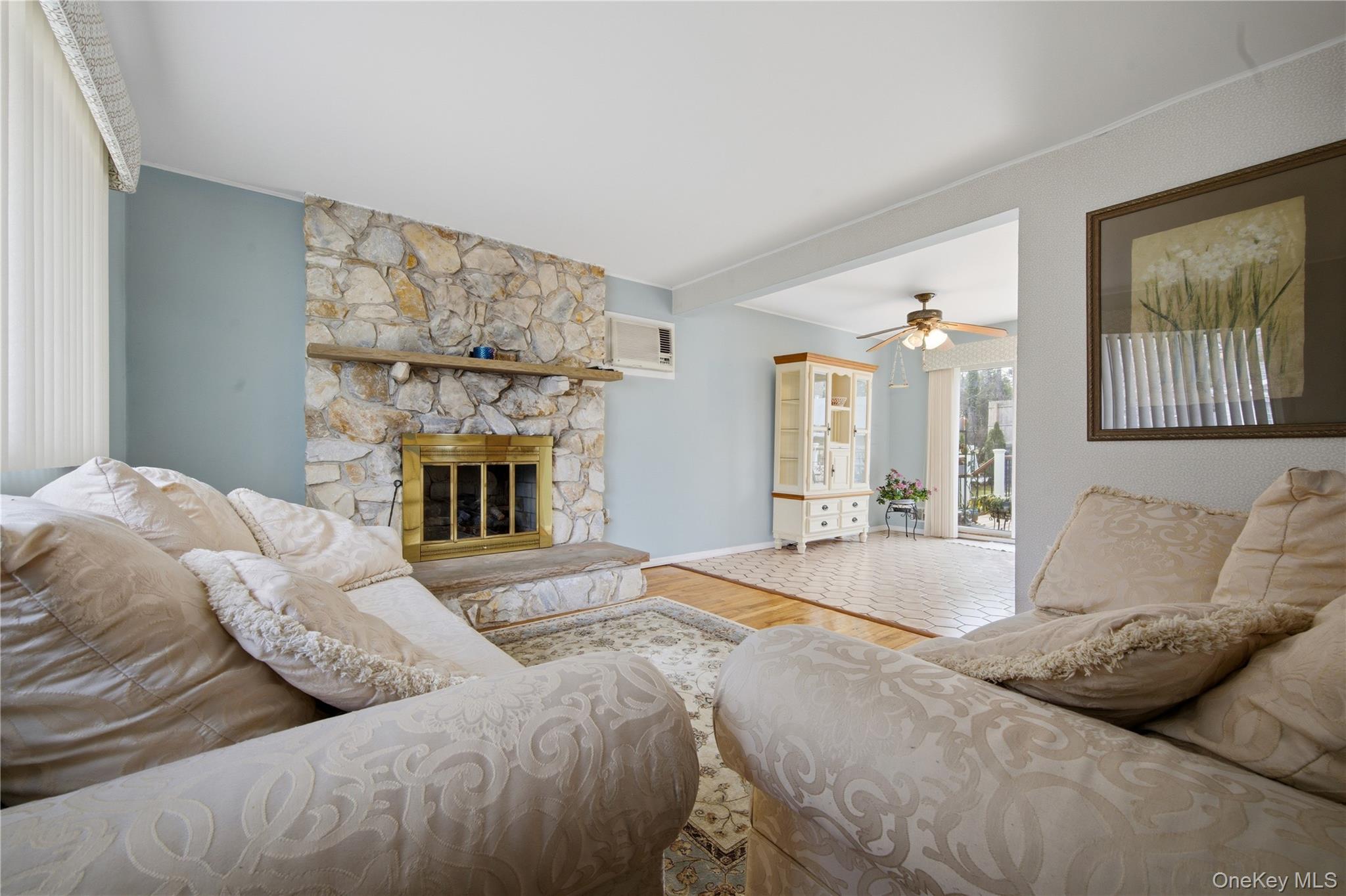 #8 photo, 26 Bowden Drive, سوفولك Huntington Station , NY 11746