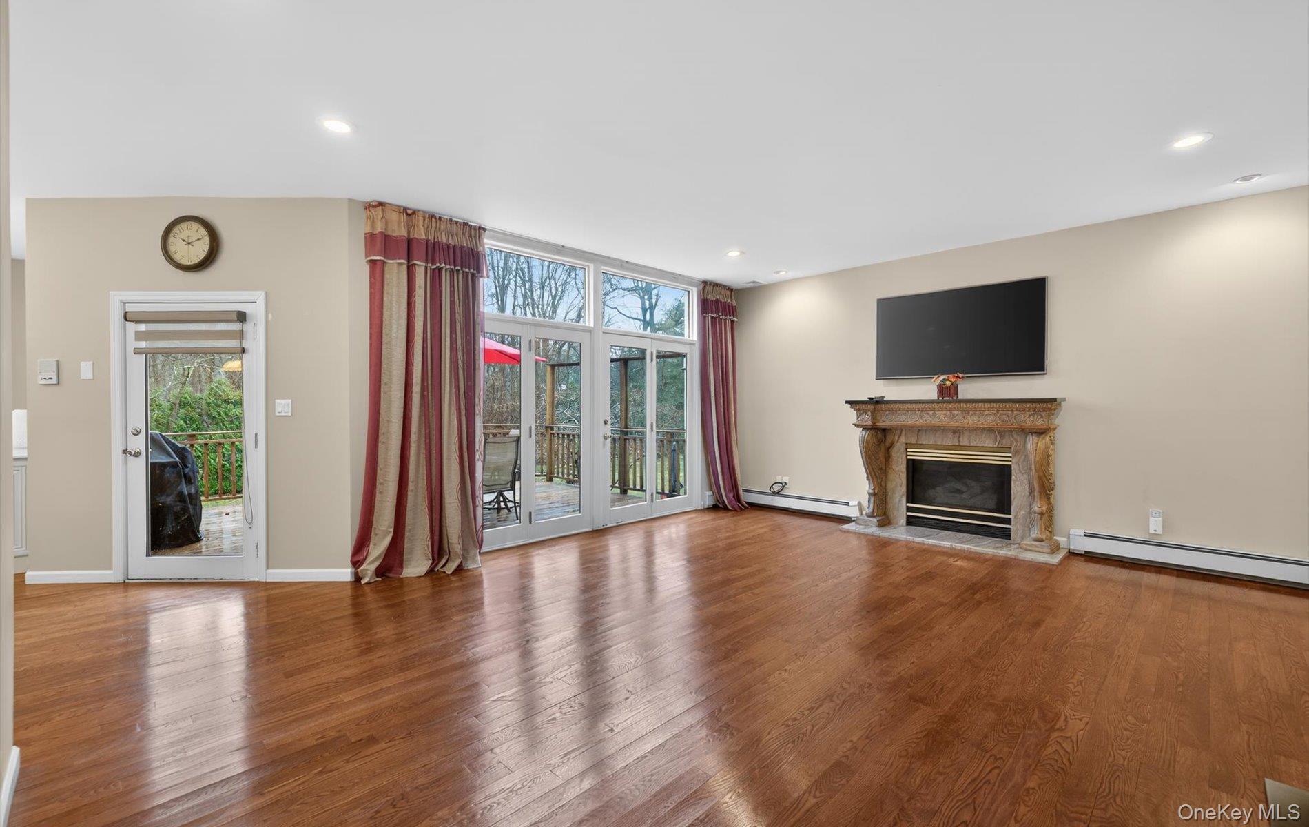 #16 photo, 9 Oxford Court, সাফোক কাউন্টি Wheatley Heights , NY 11798