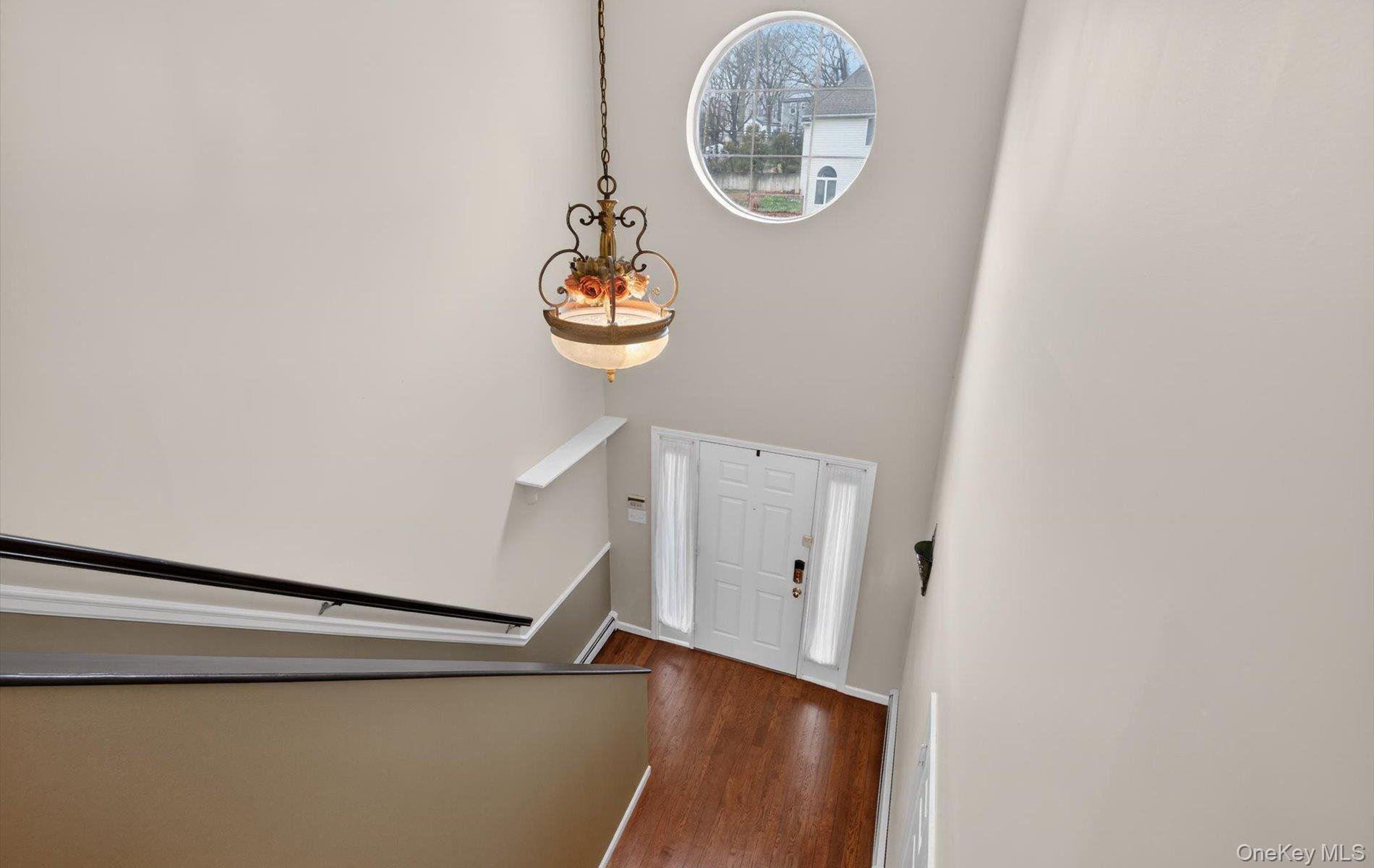 #4 photo, 9 Oxford Court, সাফোক কাউন্টি Wheatley Heights , NY 11798