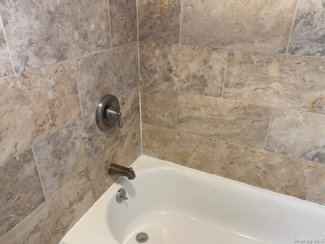 #13 photo, 255-36 74th Avenue, Glen Oaks , NY 11004