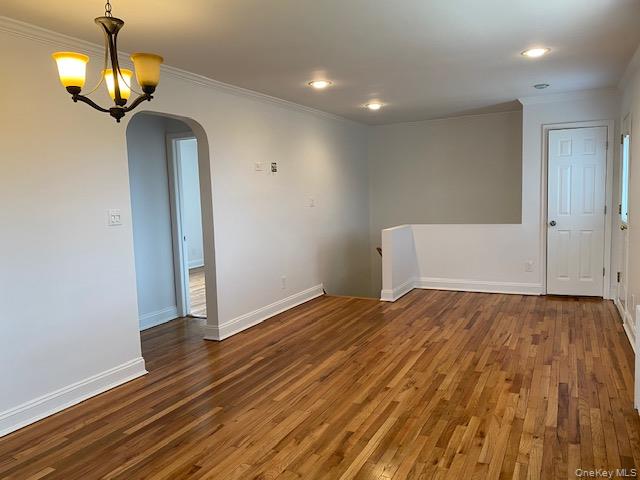 #4 photo, 255-36 74th Avenue, Glen Oaks , NY 11004