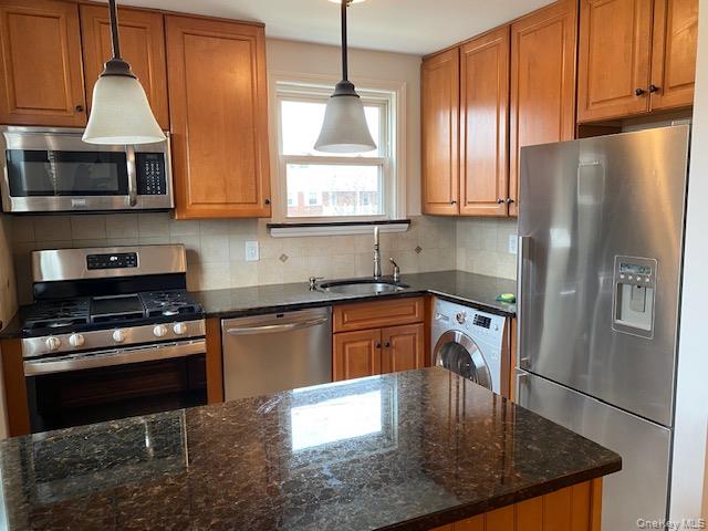 #6 photo, 255-36 74th Avenue, Glen Oaks , NY 11004