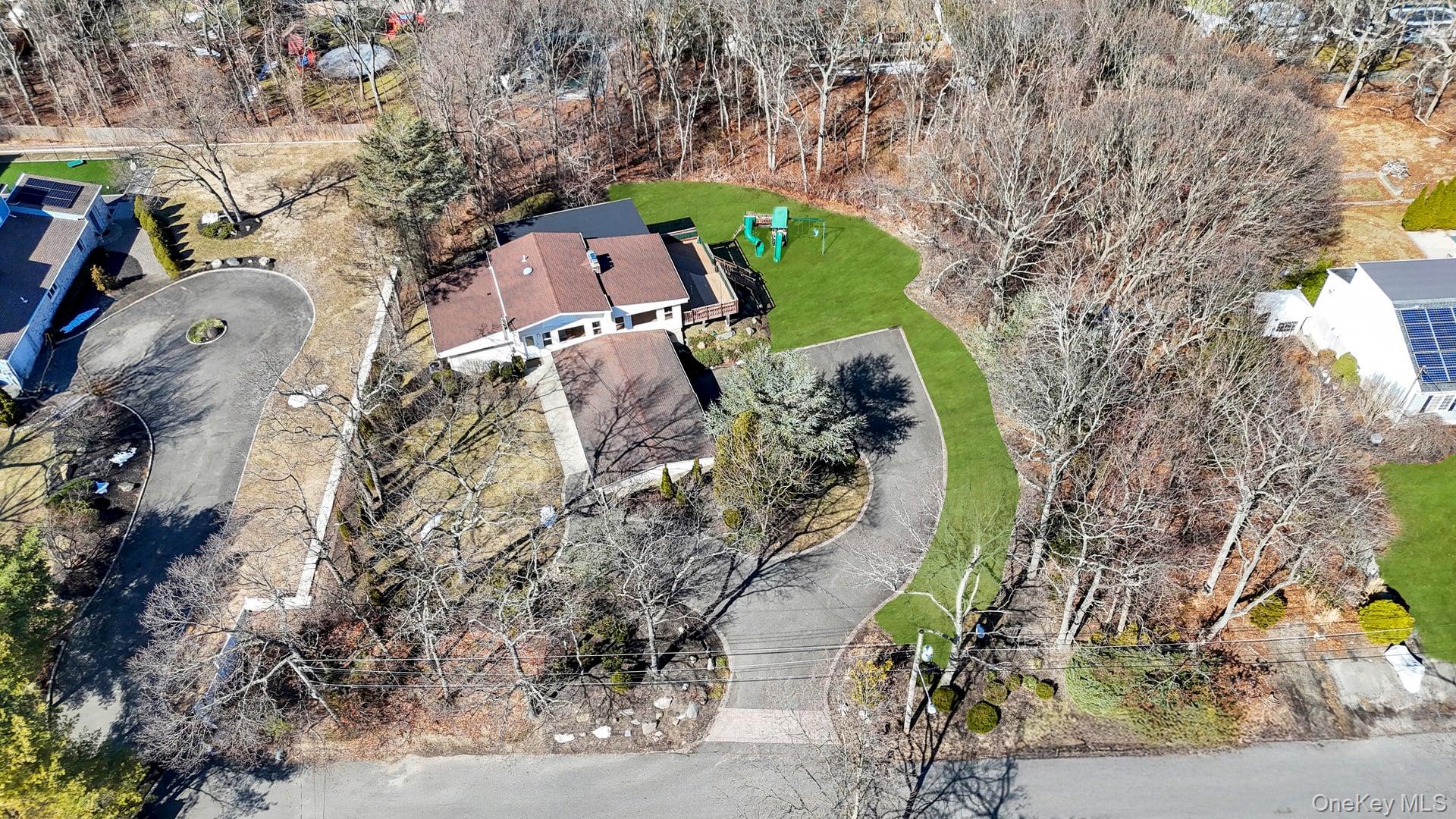 #1 photo, 39 Sycamore Avenue, Farmingville , NY 11738