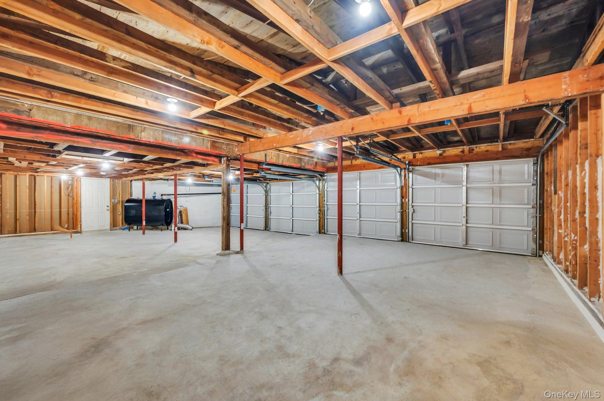 #14 photo, 39 Sycamore Avenue, Farmingville , NY 11738