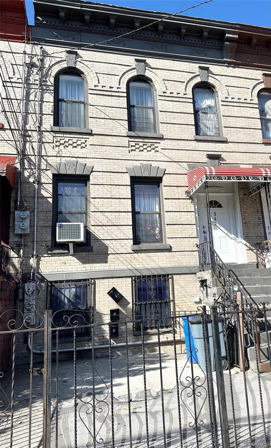 #1 photo, 342 Montauk Avenue, Brooklyn , NY 11208