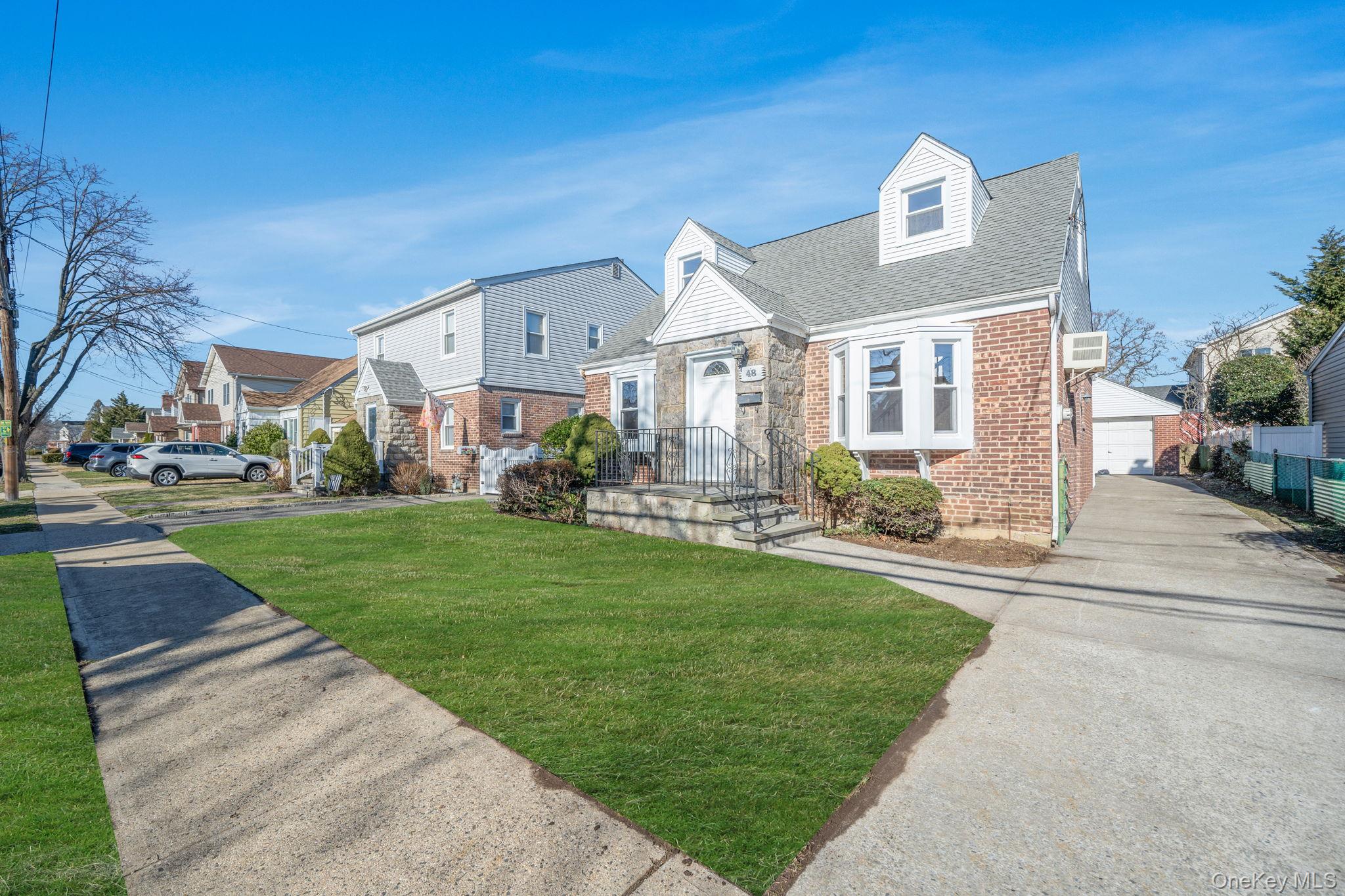 #1 photo, 48 Winthrop Street, New Hyde Park , NY 11040