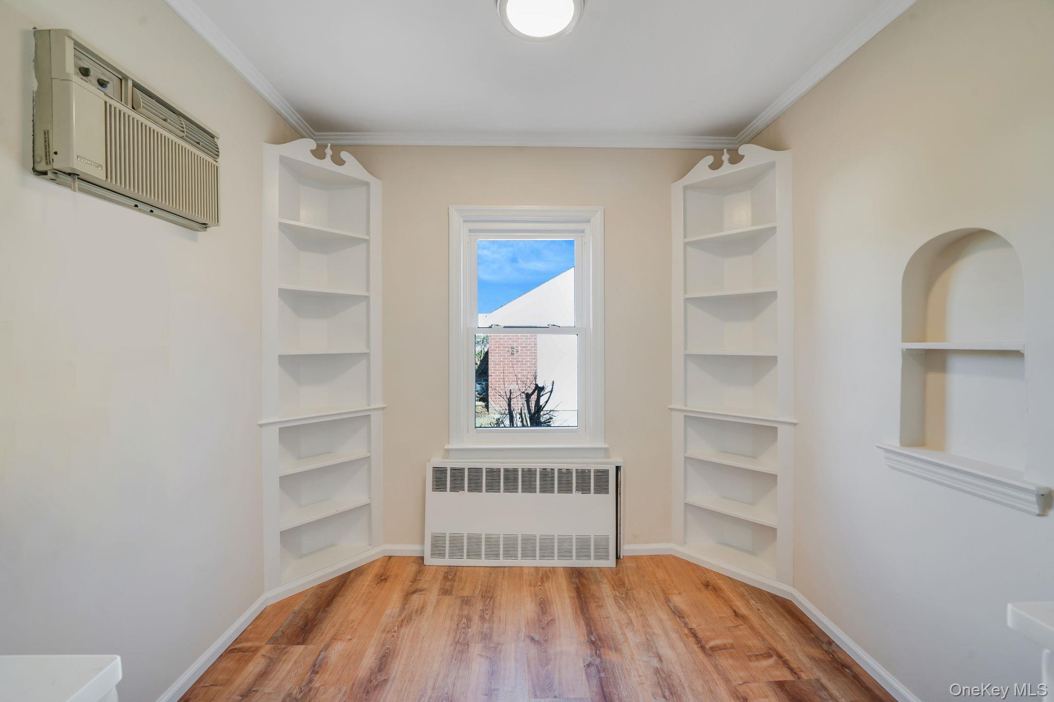 #14 photo, 48 Winthrop Street, New Hyde Park , NY 11040