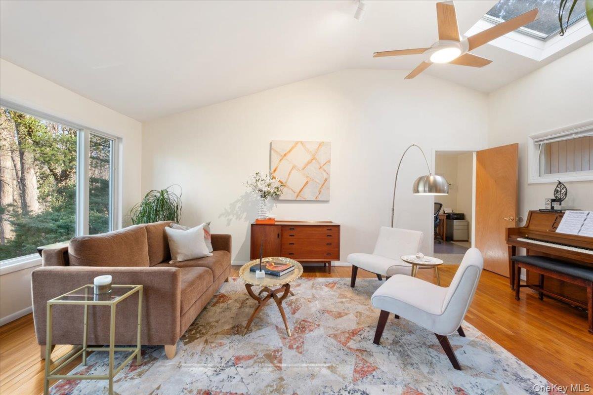 #4 photo, 34 Western Drive, Ardsley , NY 10502