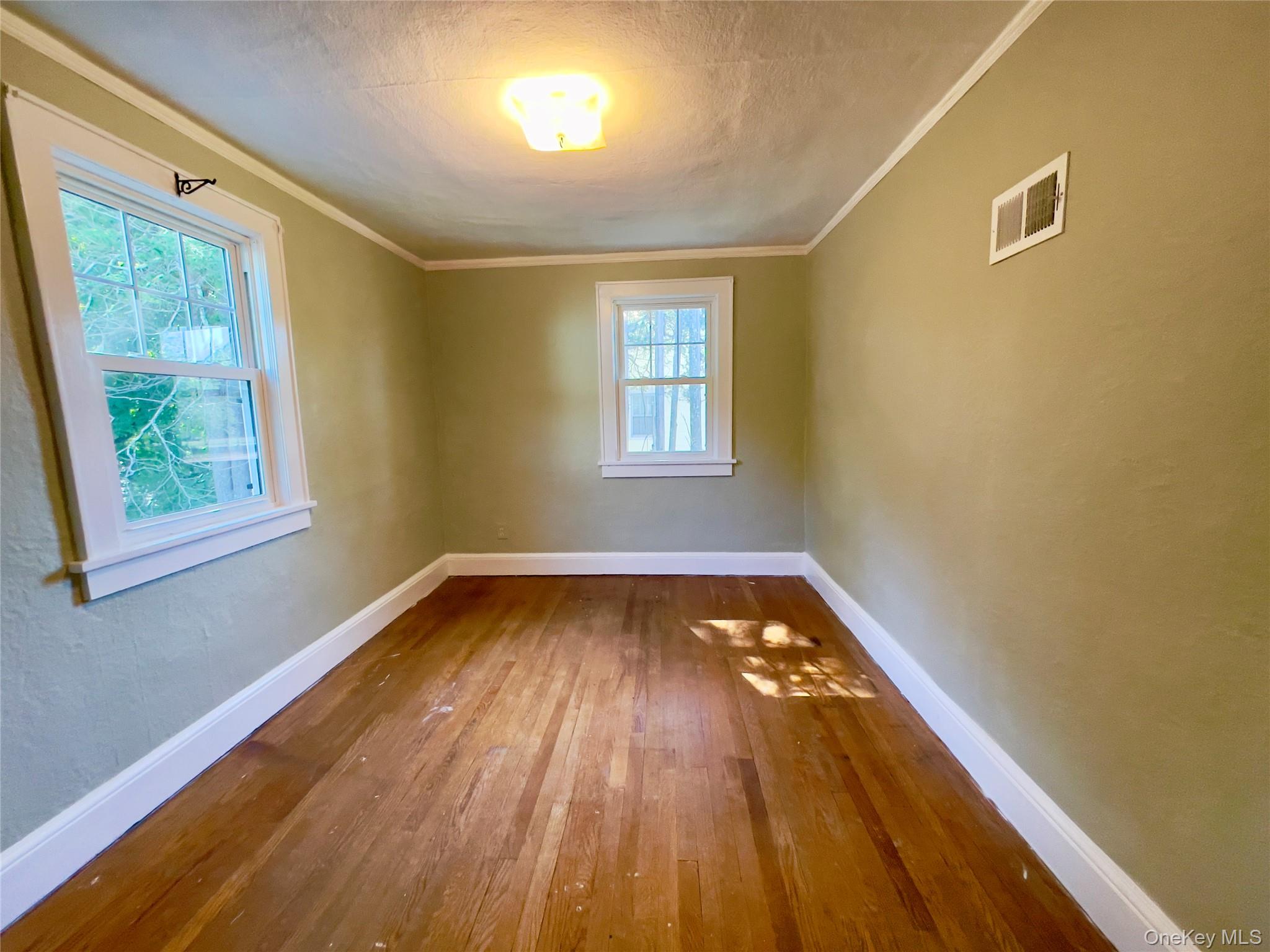 #8 photo, 4356 4356 Albany Post Road, Hyde Park , NY 12538