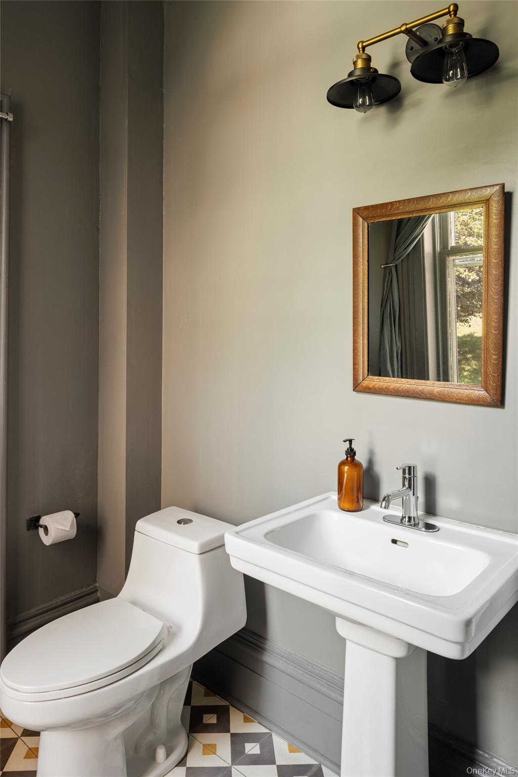 #13 photo, 308 Main Street, Catskill , NY 12414