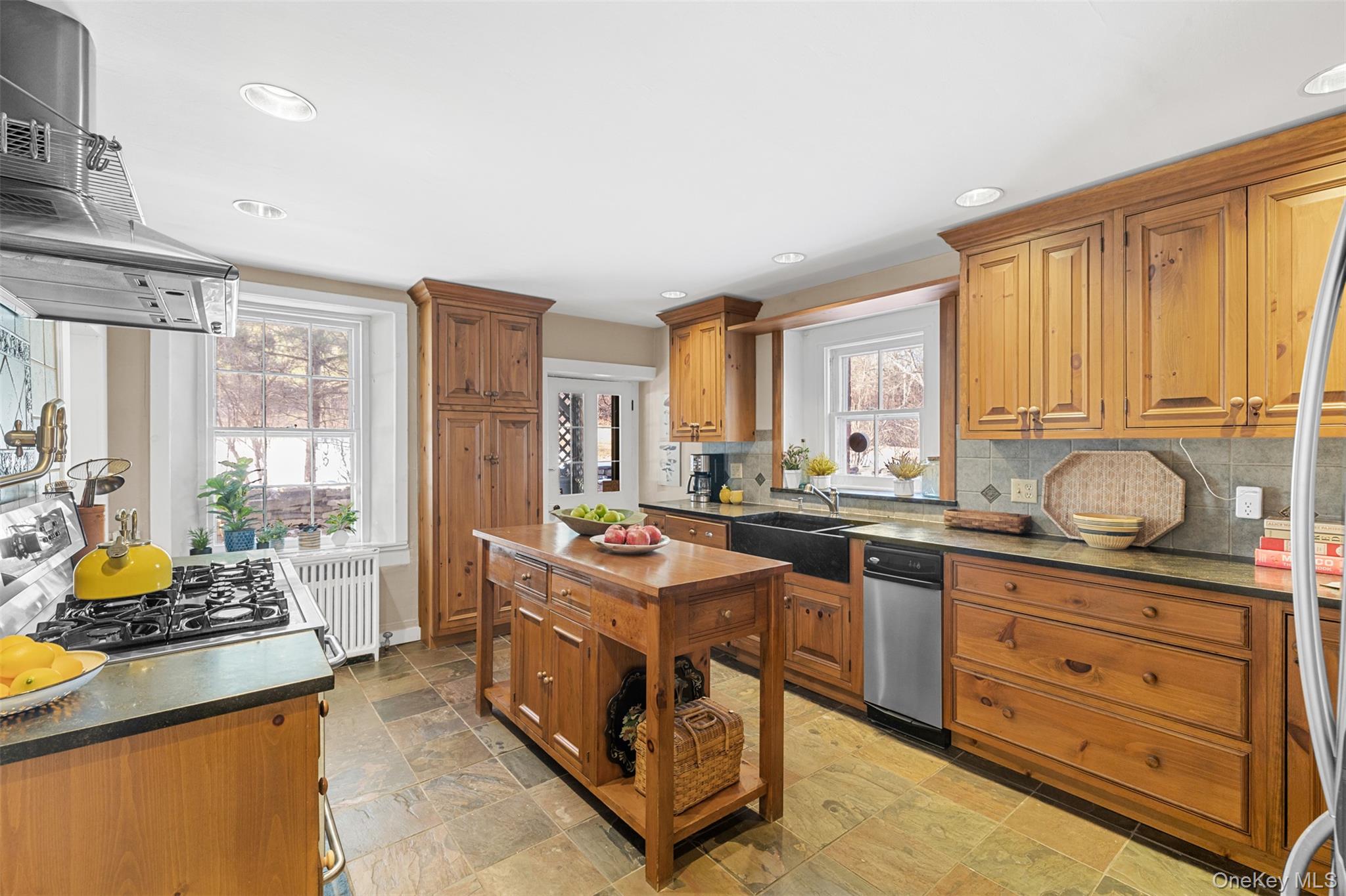 #15 photo, 668 N Chodikee Lake Road, Highland , NY 12528