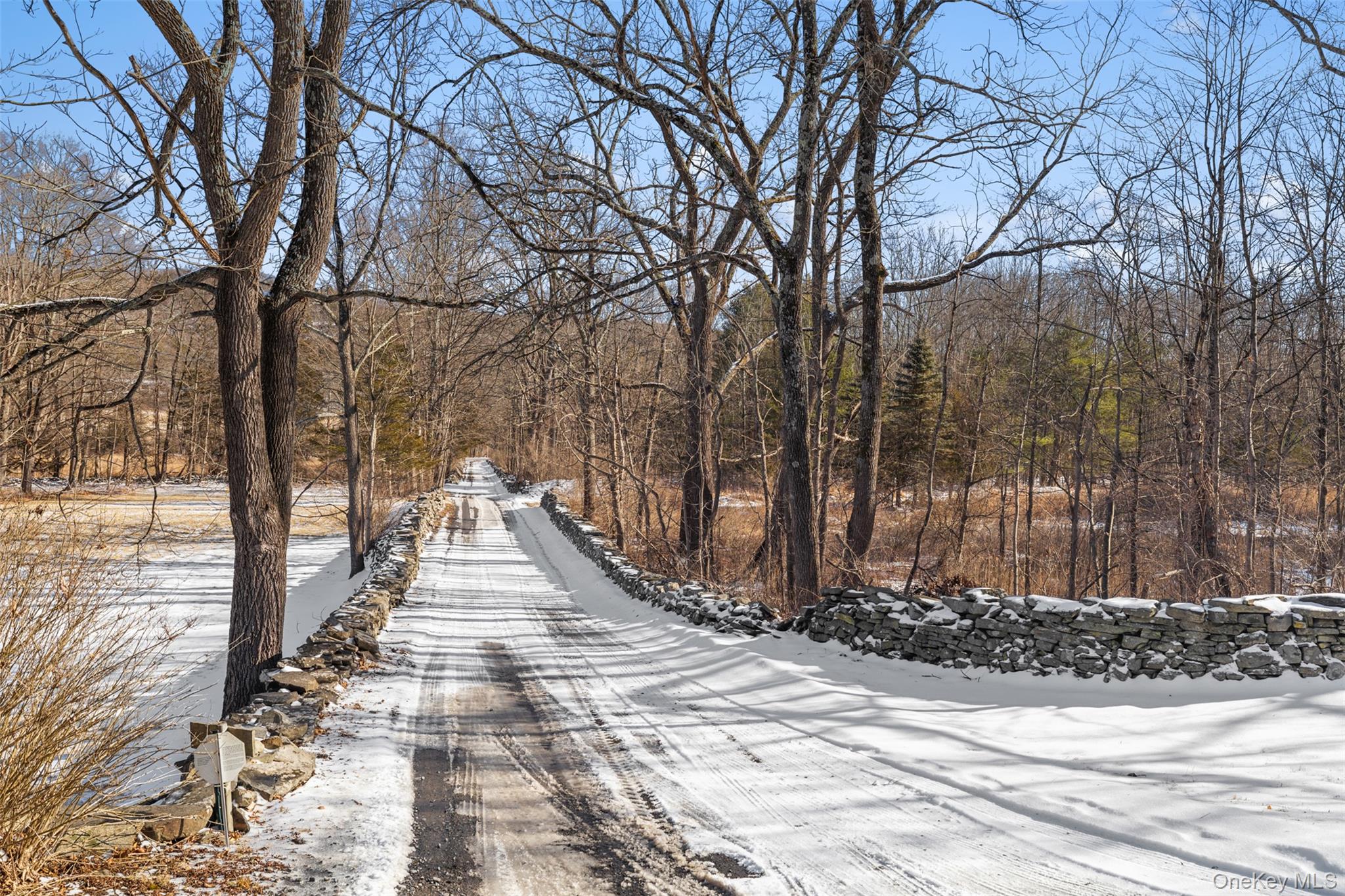 #4 photo, 668 N Chodikee Lake Road, Highland , NY 12528