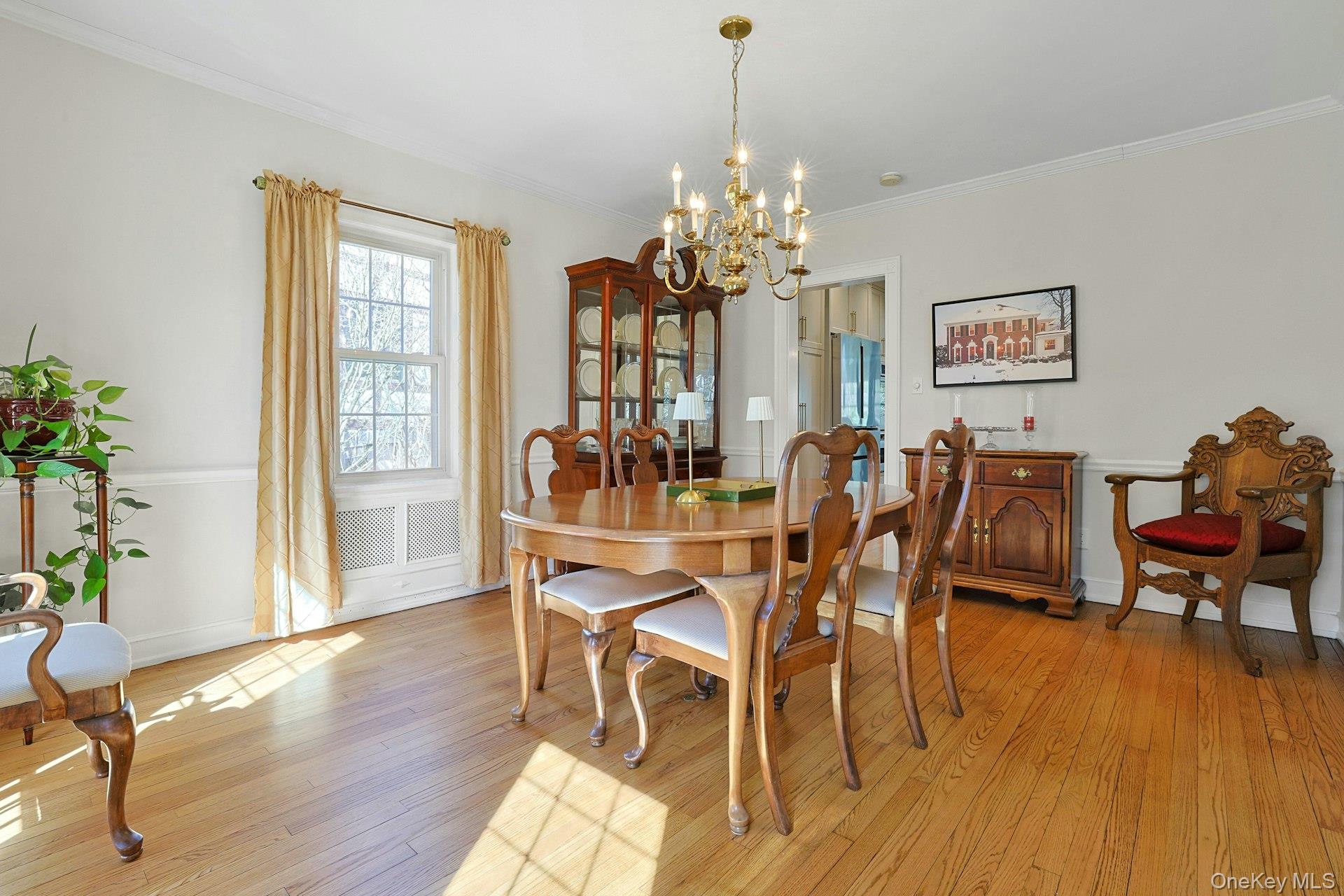 #16 photo, 81 Oxford Road, New Rochelle , NY 10804