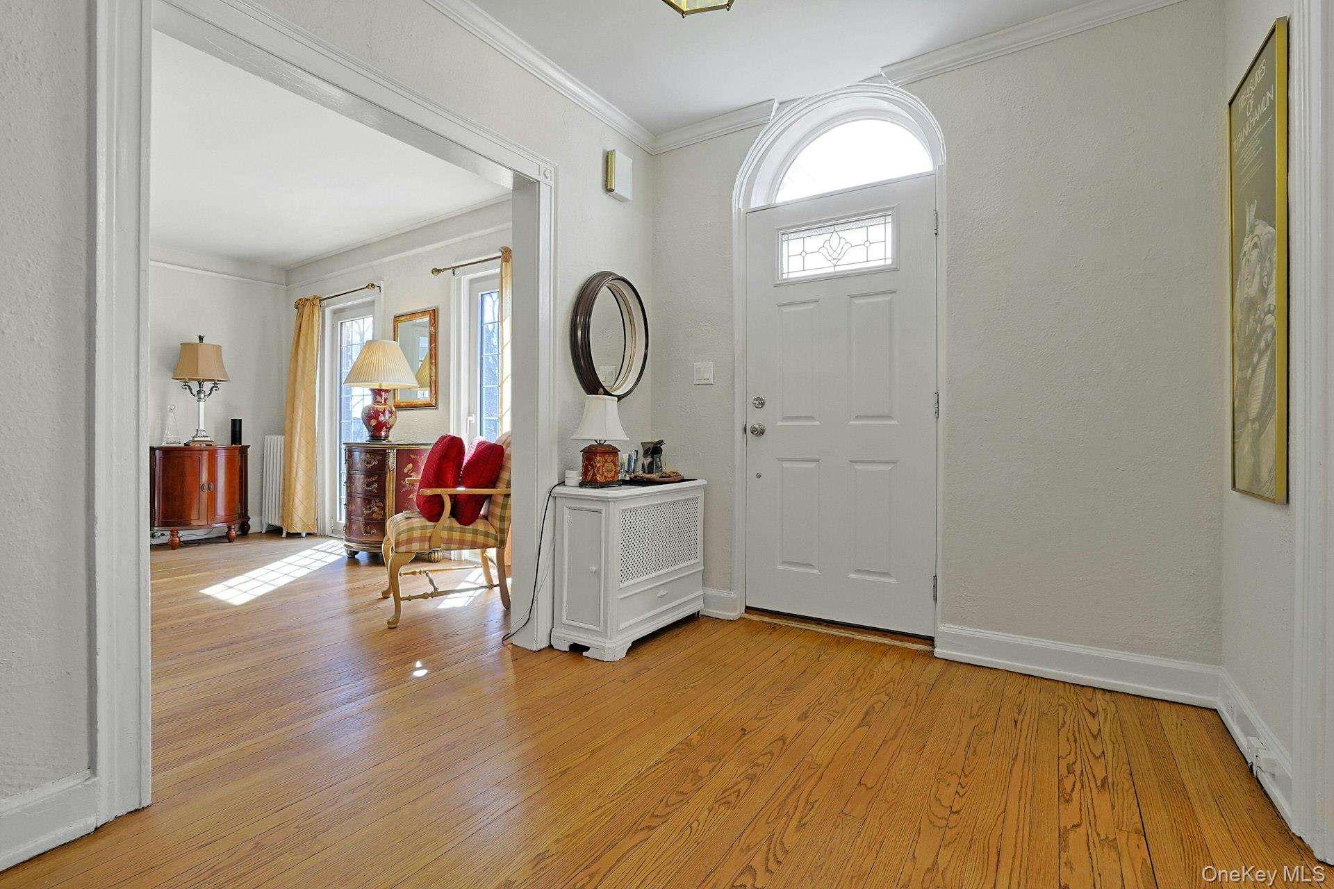 #4 photo, 81 Oxford Road, New Rochelle , NY 10804