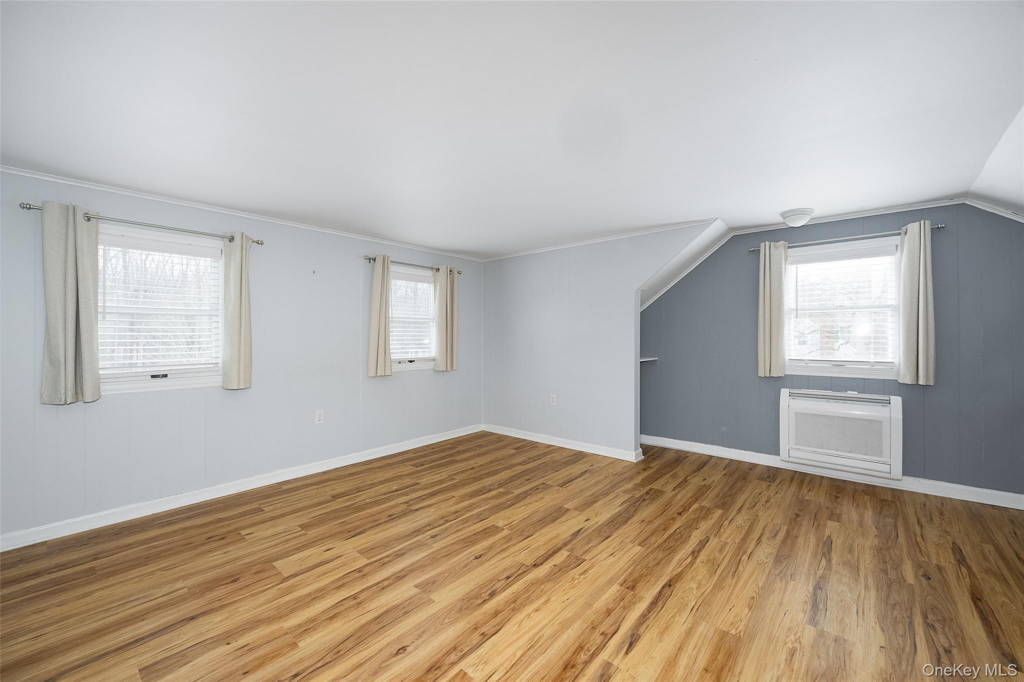 #15 photo, 12 Valley View Road, Hyde Park , NY 12538