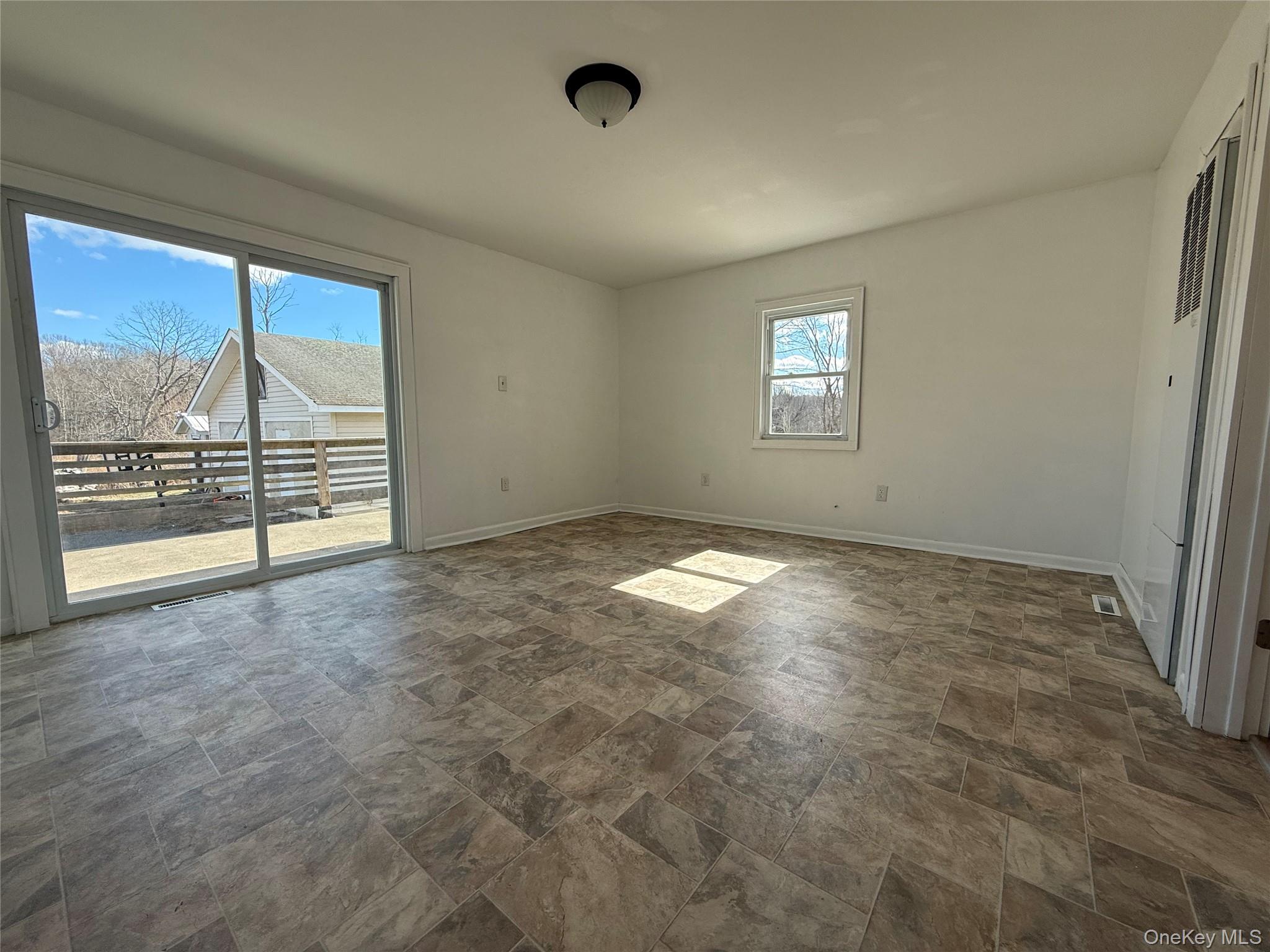 #2 photo, 657 Eatontown Road, Port Jervis , NY 12771