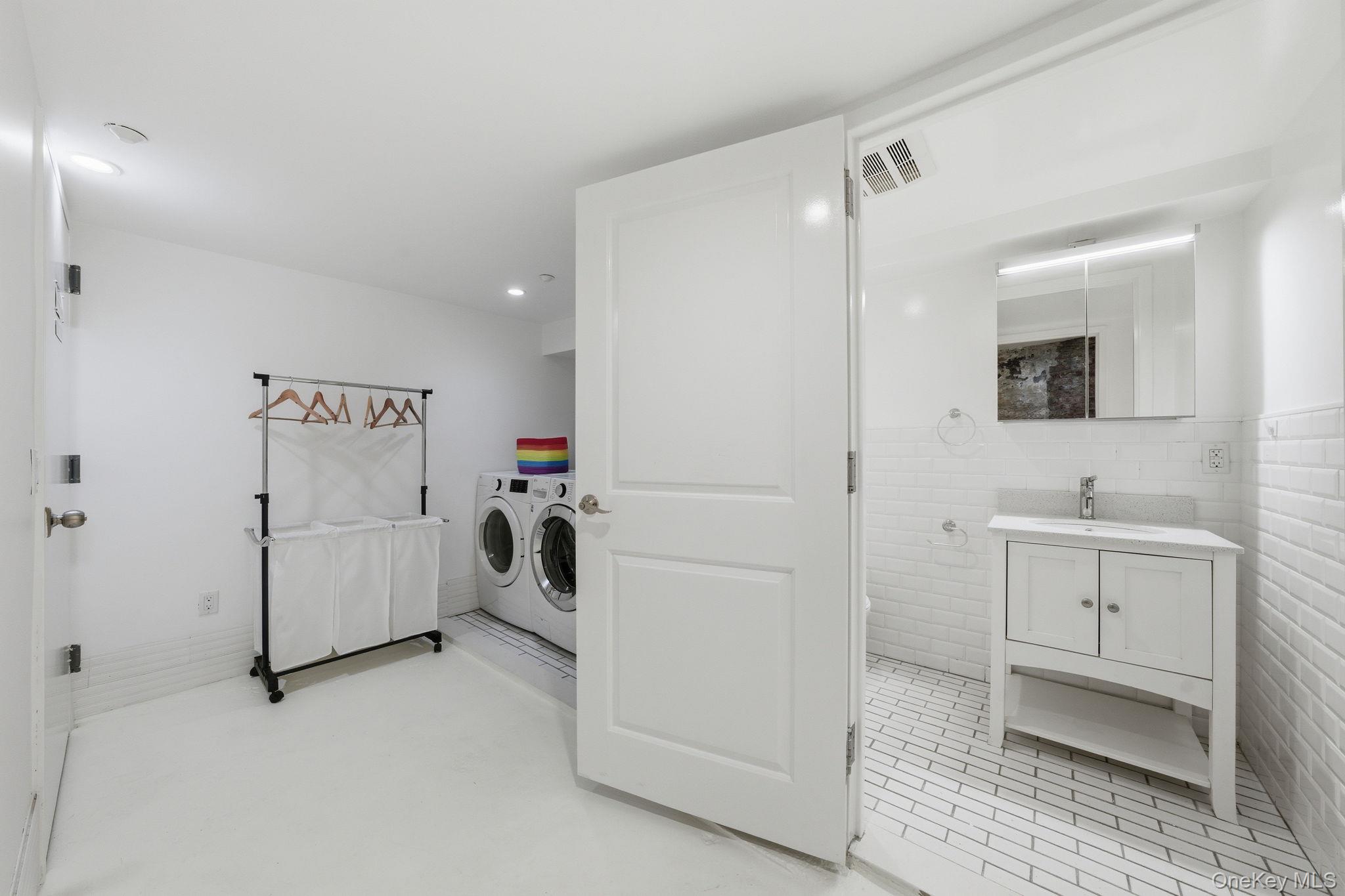 #15 photo, 236 W 112th Street, New York (Manhattan) , NY 10026