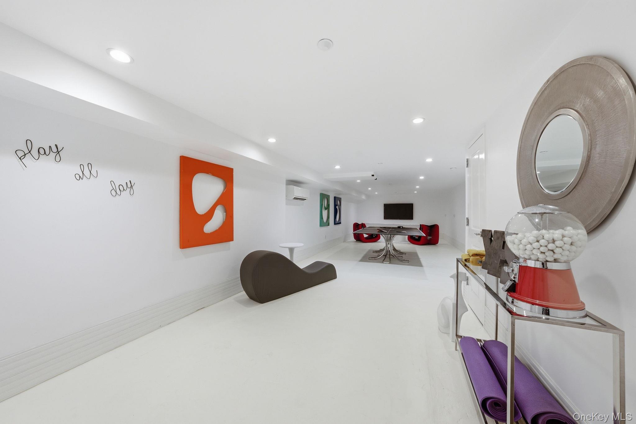 #16 photo, 236 W 112th Street, New York (Manhattan) , NY 10026