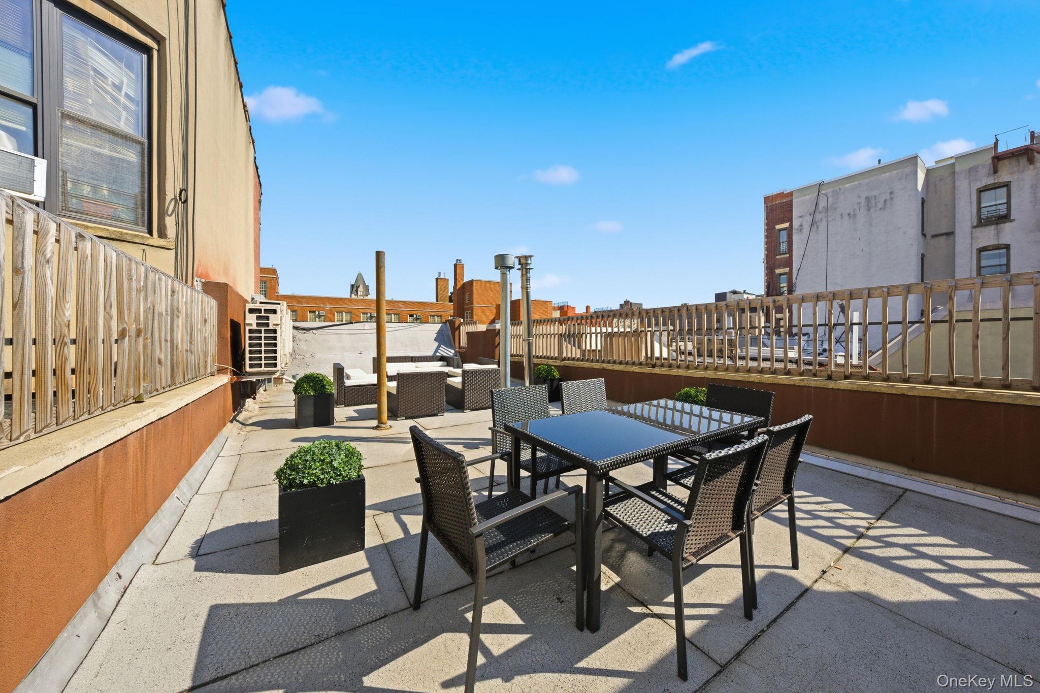 #17 photo, 236 W 112th Street, New York (Manhattan) , NY 10026