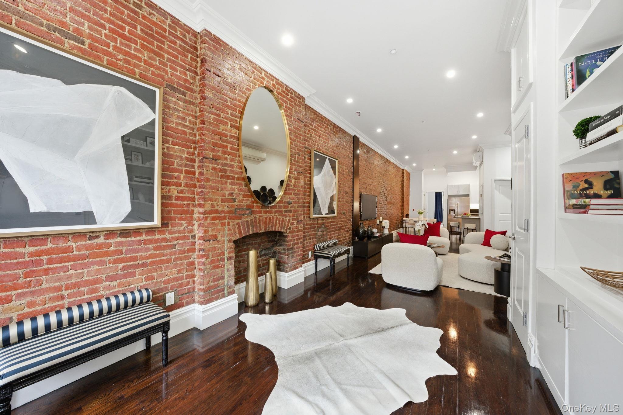 #2 photo, 236 W 112th Street, New York (Manhattan) , NY 10026