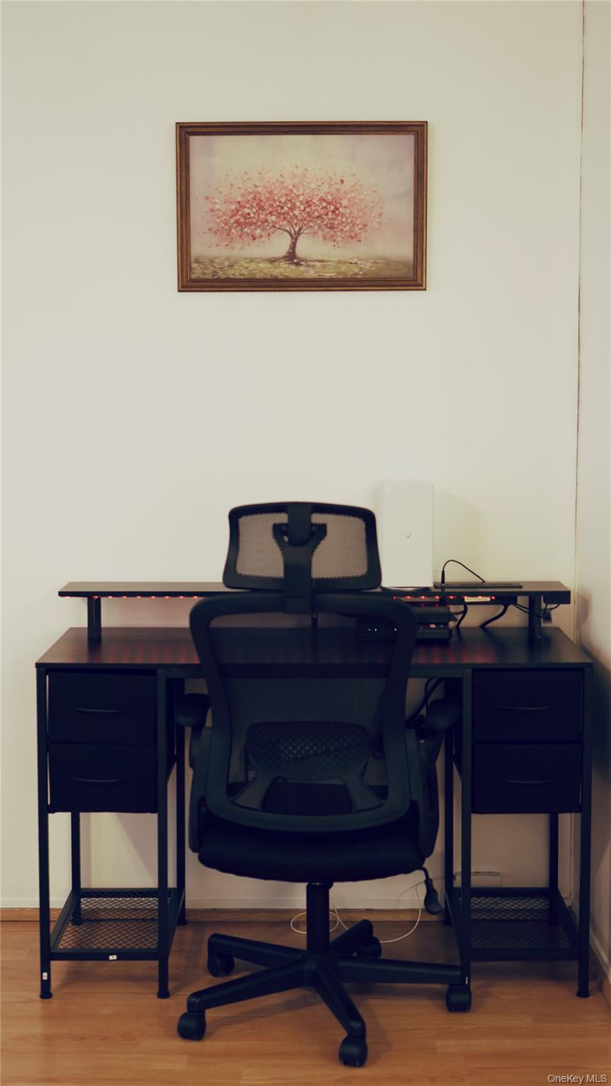 #9 photo, 21 Lake Street, White Plains , NY 10603