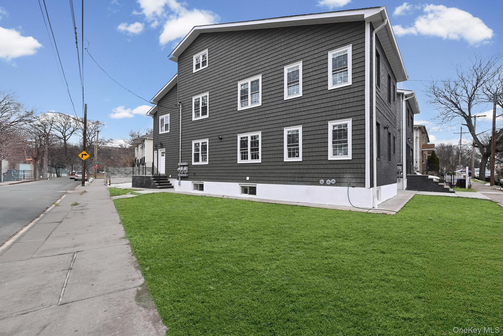 #1 photo, 118-11 Lakeview Boulevard, Jamaica South , NY 11434