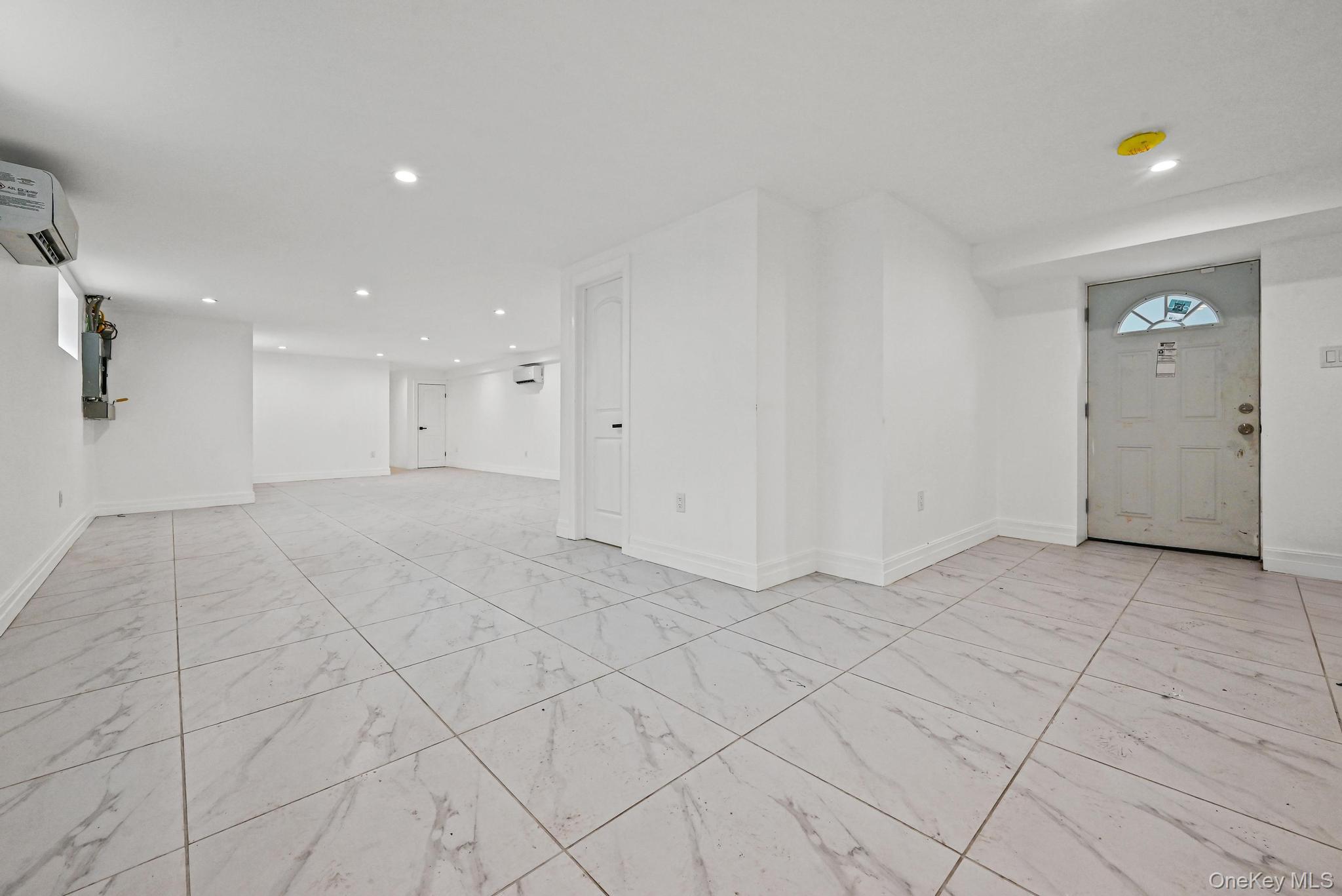 #14 photo, 118-11 Lakeview Boulevard, Jamaica South , NY 11434