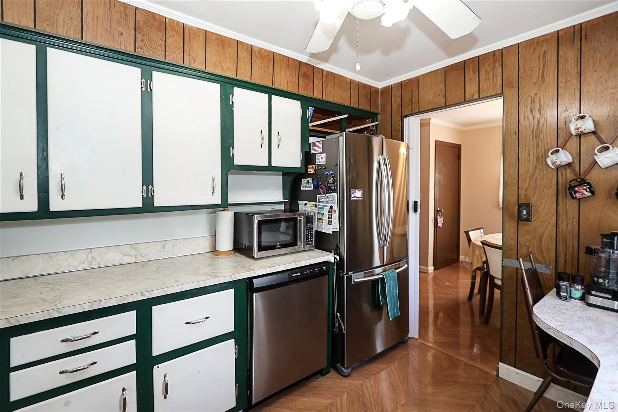 #17 photo, 11 Elton Street, নাসাউ কাউন্টি Westbury , NY 11590