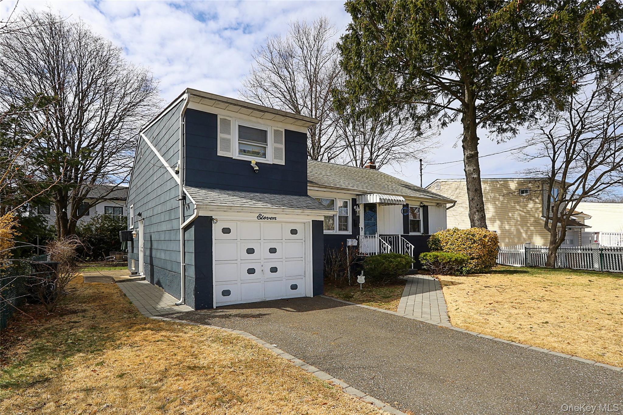 #2 photo, 11 Elton Street, নাসাউ কাউন্টি Westbury , NY 11590