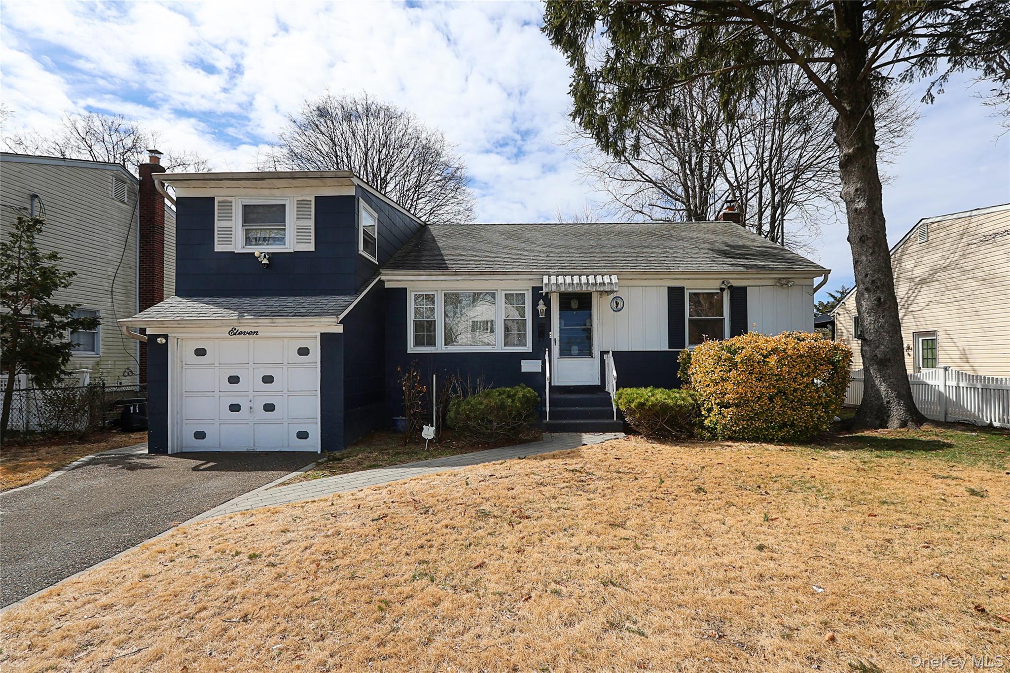 #3 photo, 11 Elton Street, নাসাউ কাউন্টি Westbury , NY 11590