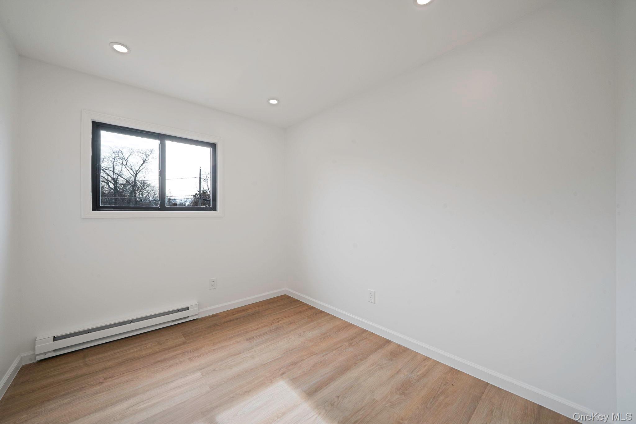 #18 photo, 28 Nadel Drive, সাফোক কাউন্টি Riverhead , NY 11901