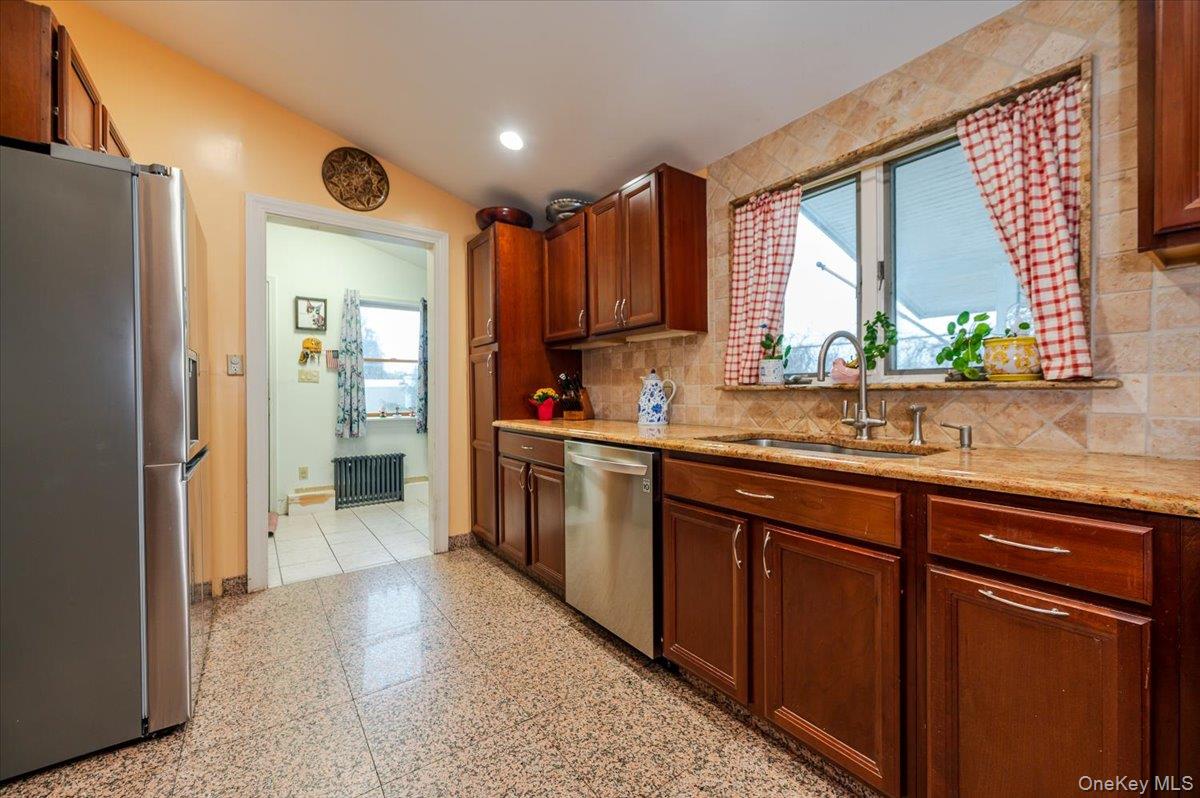 #8 photo, 227 Doughty Boulevard, מחוז נסאו Inwood , NY 11096