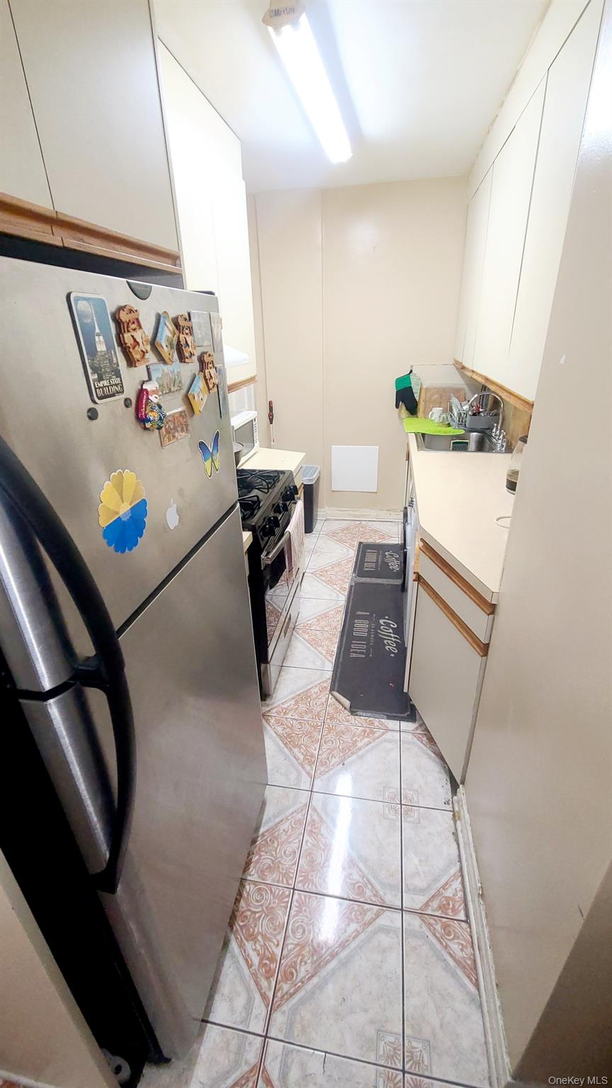 #4 photo, 105-26 63RD Road, Forest Hills , NY 11375