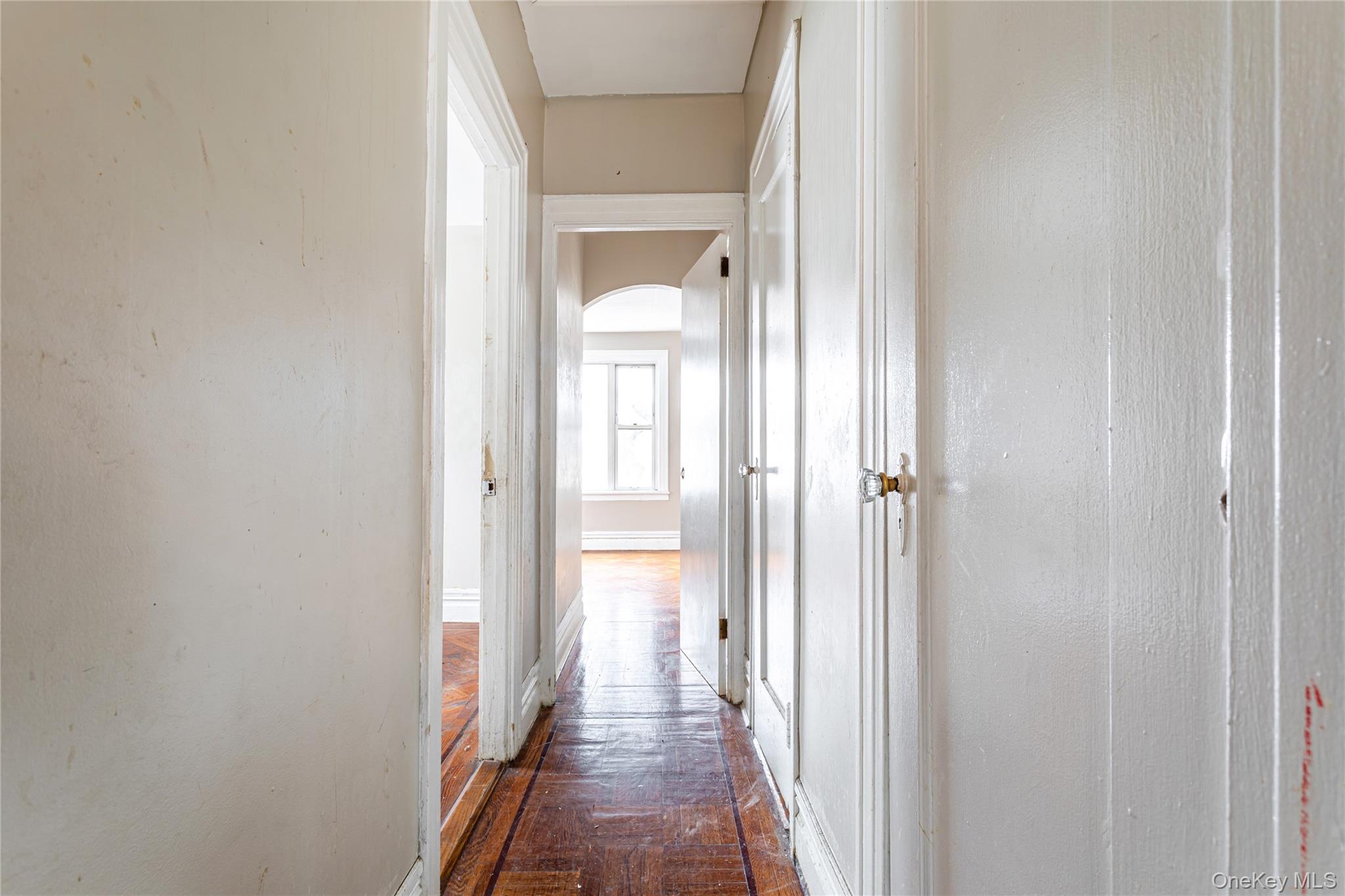 #7 photo, 968 E 48th Street, 브루클린 Brooklyn , NY 11203