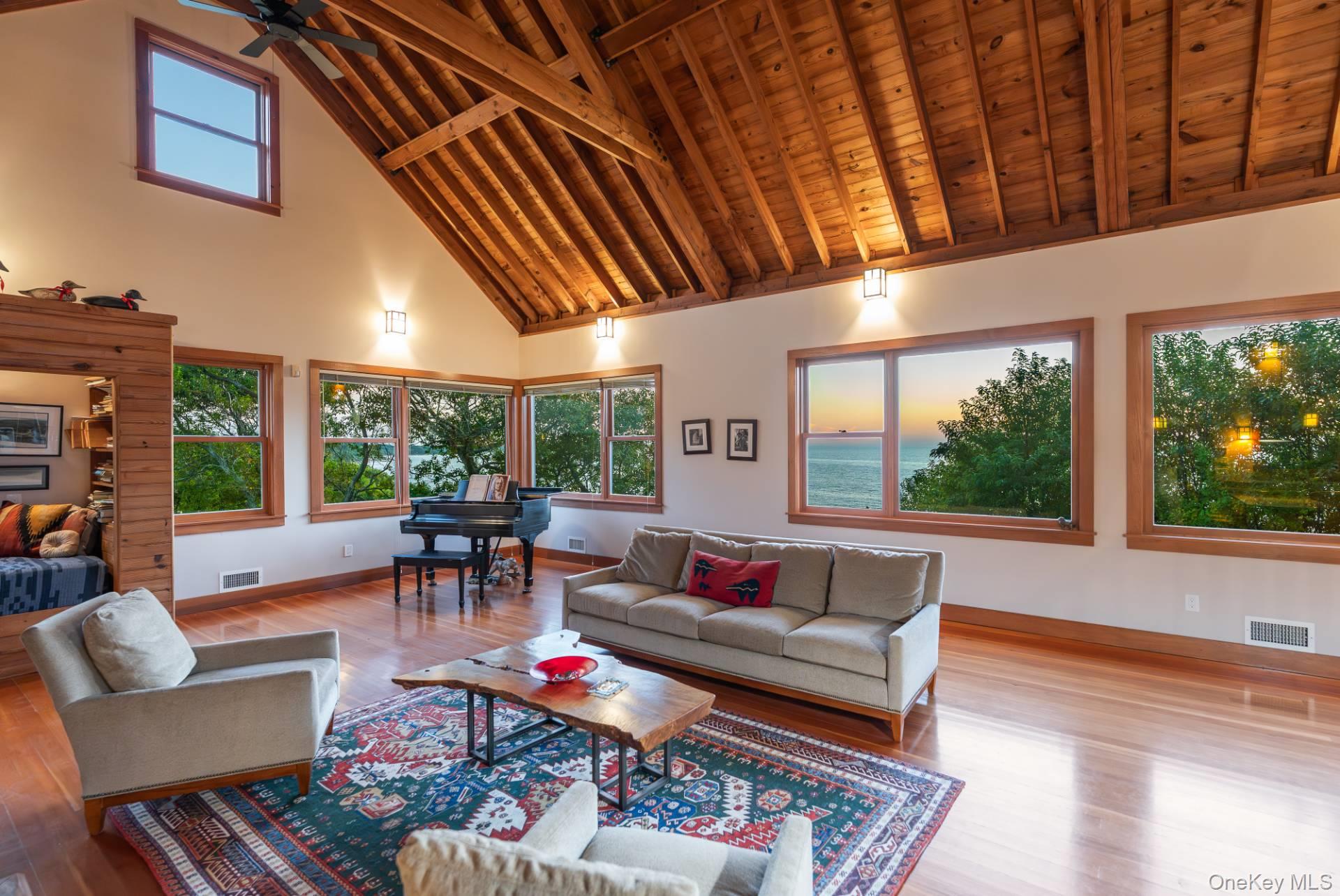 #11 photo, East Marion, সাফোক কাউন্টি East Marion , NY 11939