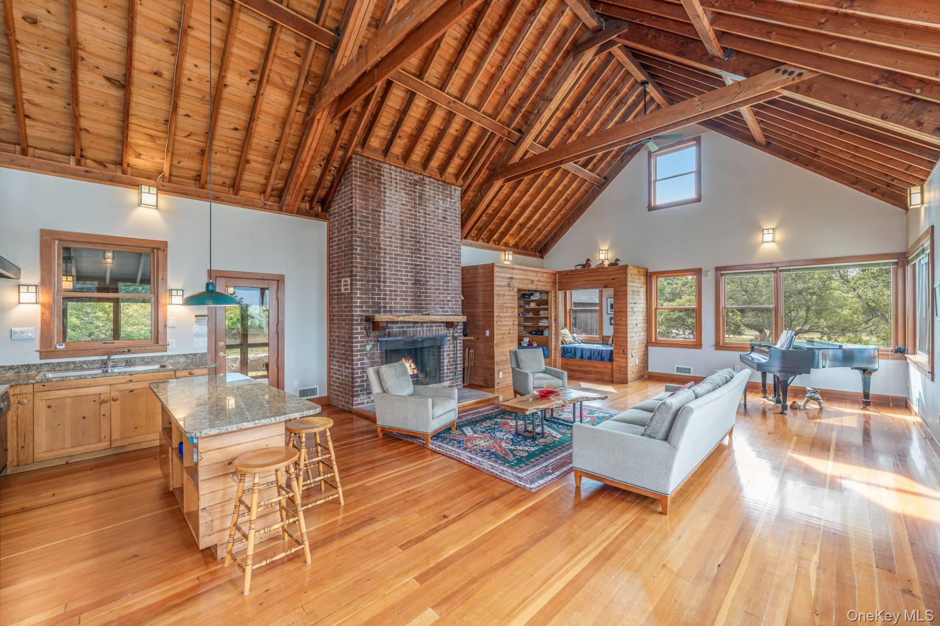 #16 photo, East Marion, সাফোক কাউন্টি East Marion , NY 11939