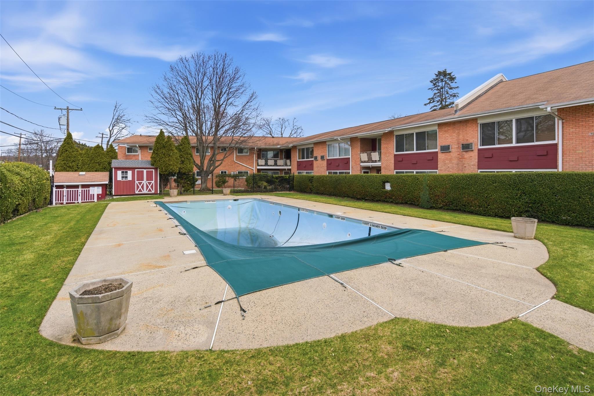 #15 photo, 400 Fulton Street, Farmingdale , NY 11735