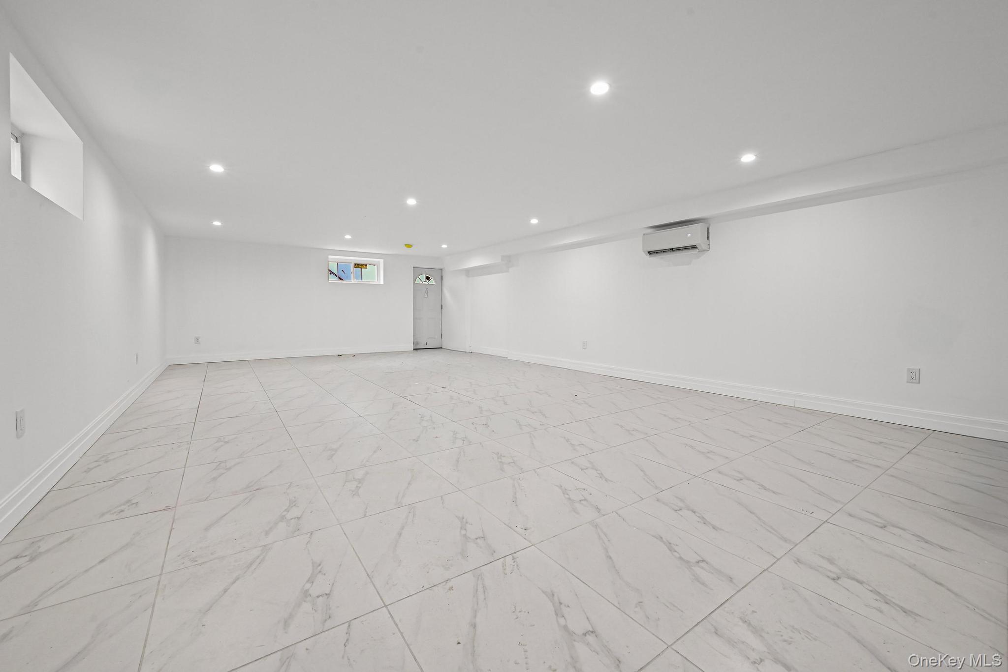 #17 photo, 160-15 118th Road, Jamaica South , NY 11434