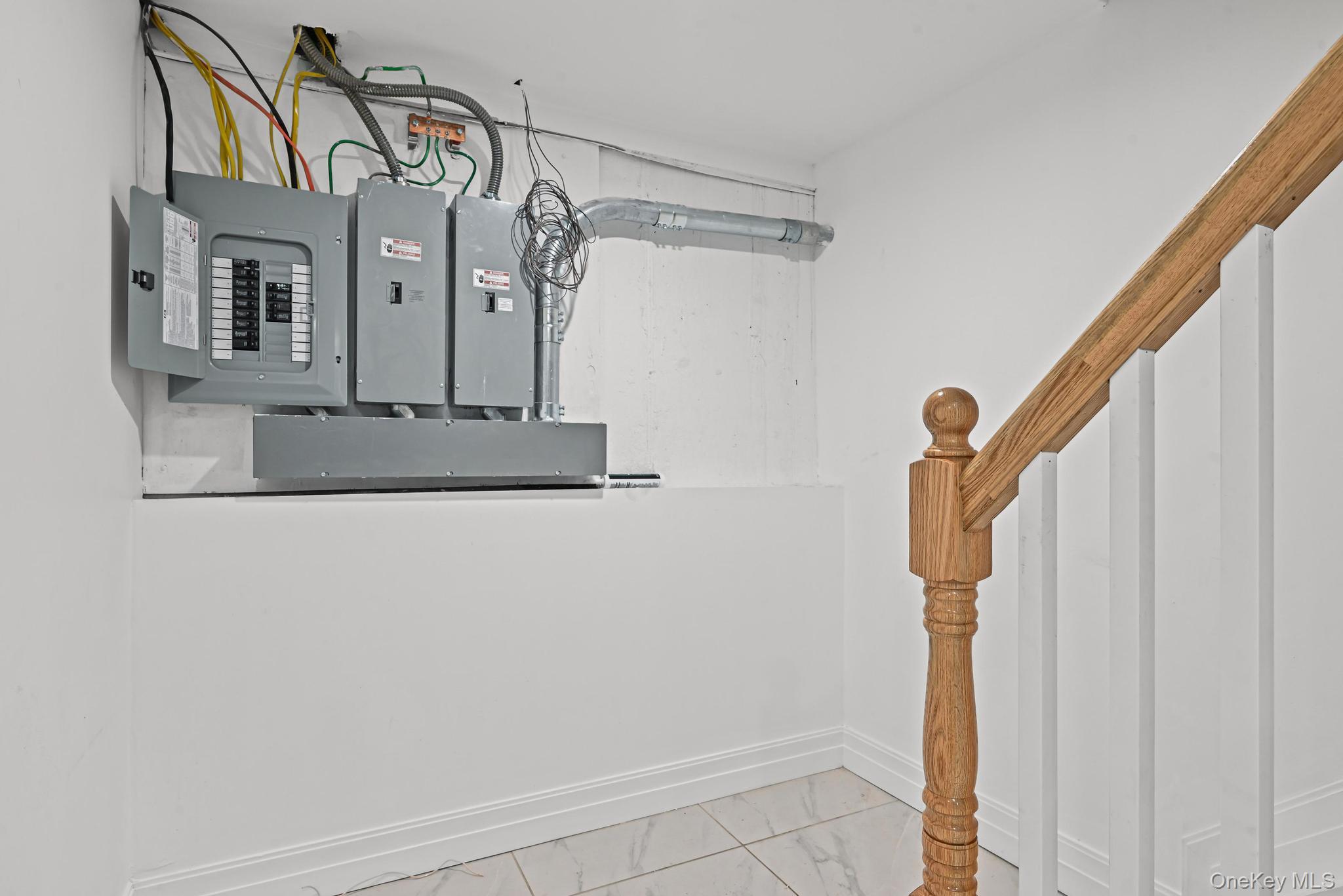 #18 photo, 160-15 118th Road, Jamaica South , NY 11434